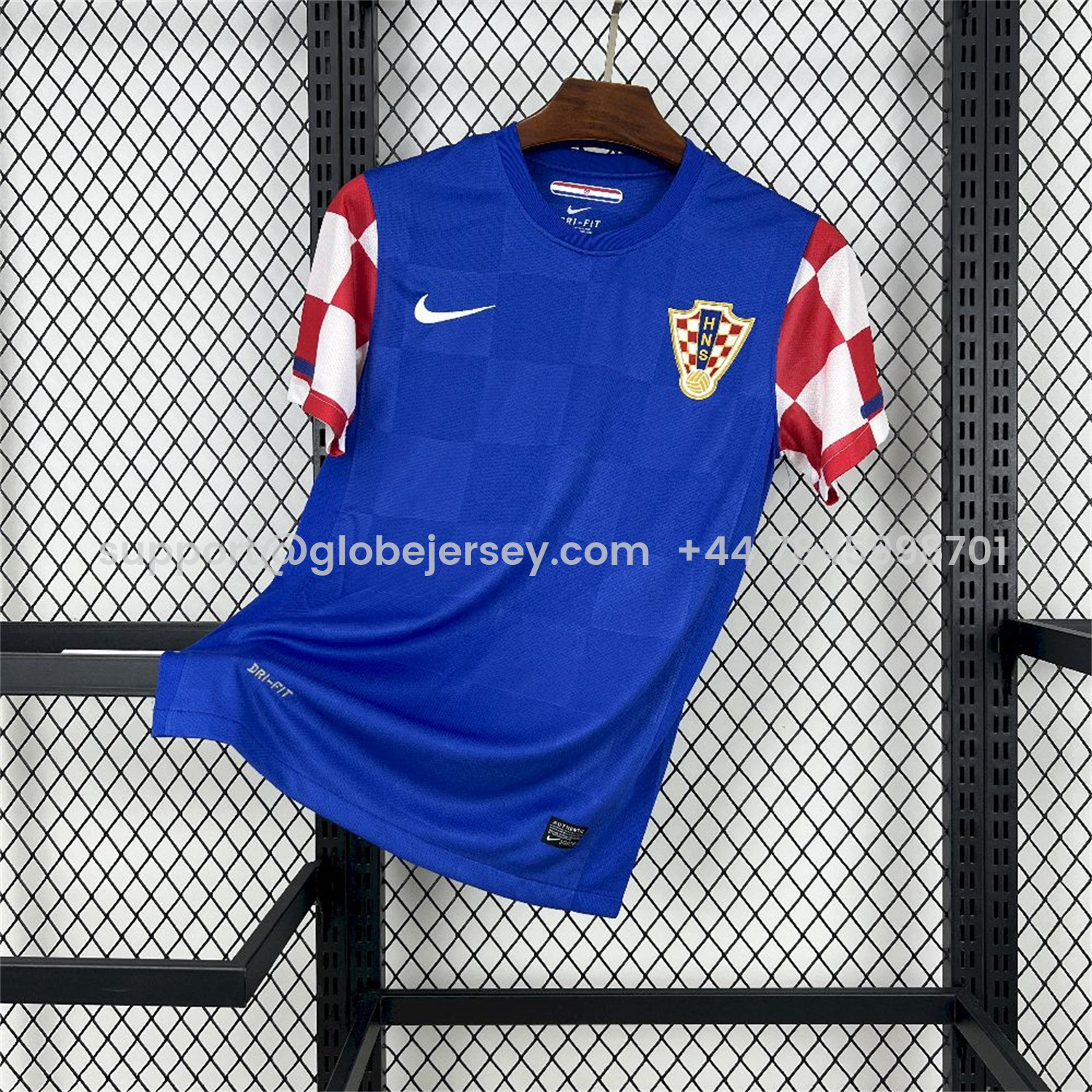 GlobeJersey-Retro Croatia 2010 Away Jersey