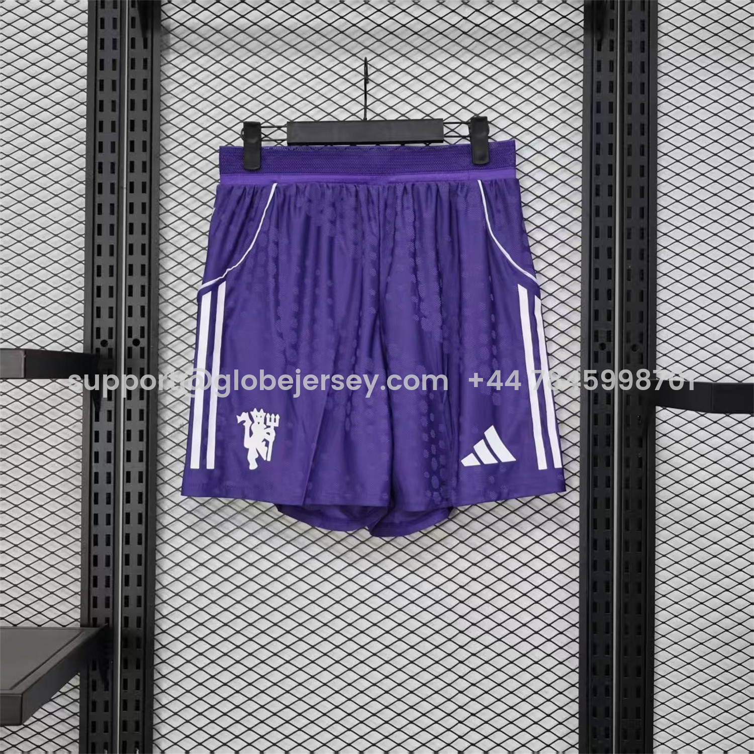 GlobeJersey-Manchester United 25-26 Away Purple Shorts - Player Version