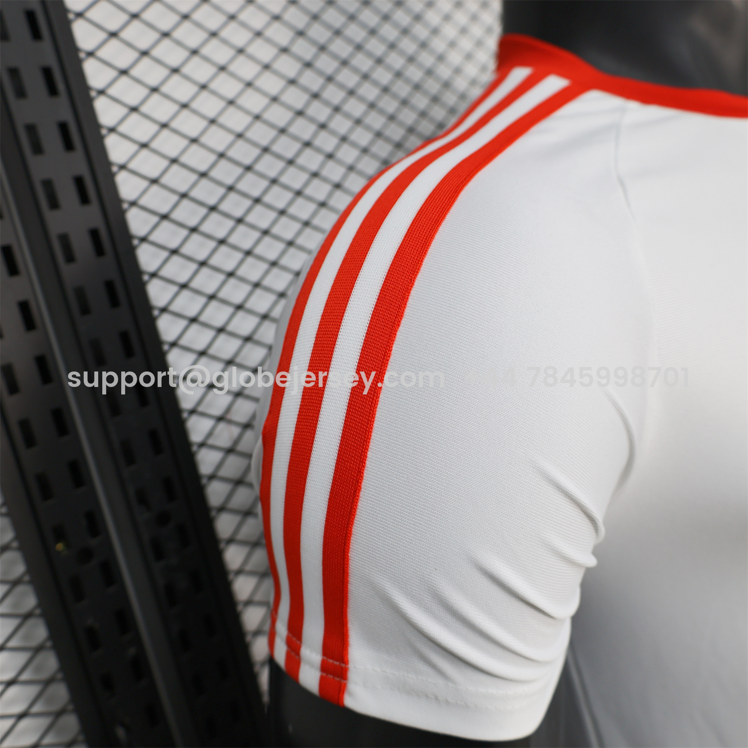GlobeJersey-Liver.pool 25-26 Terrace Icon Retro Casual Style White Jersey - Player Version