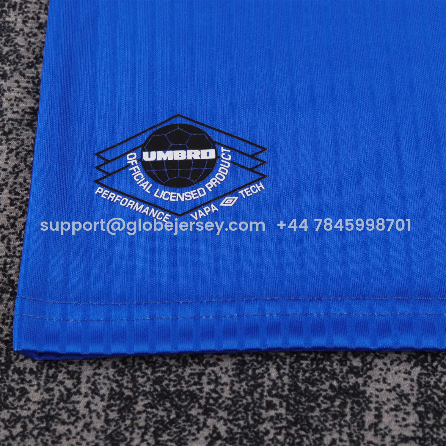 GlobeJersey-Retro Manchester United 1996-98 Away Kids Kit