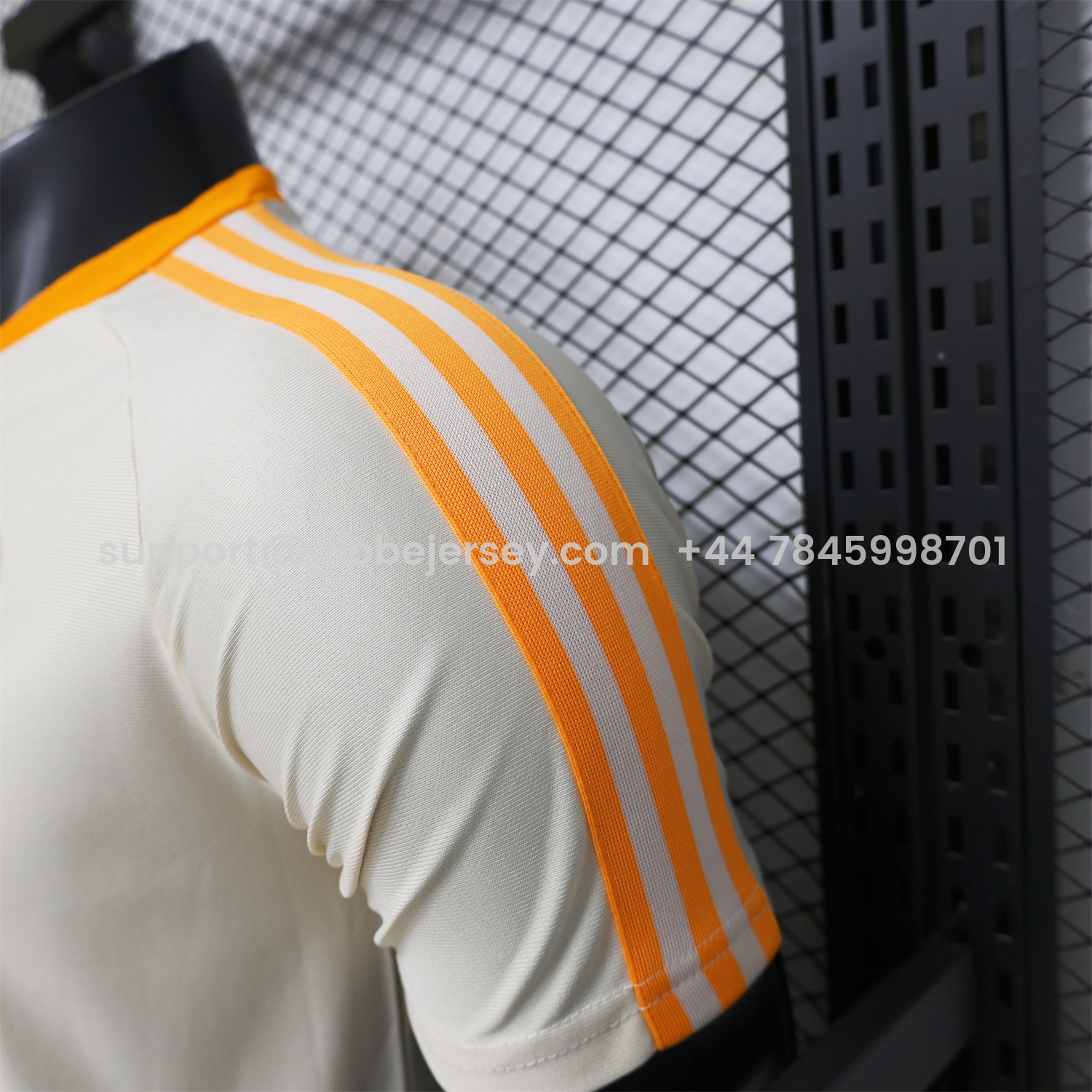 GlobeJersey-Bayern Munich 25-26 Off-white Casual Jersey - Player Version