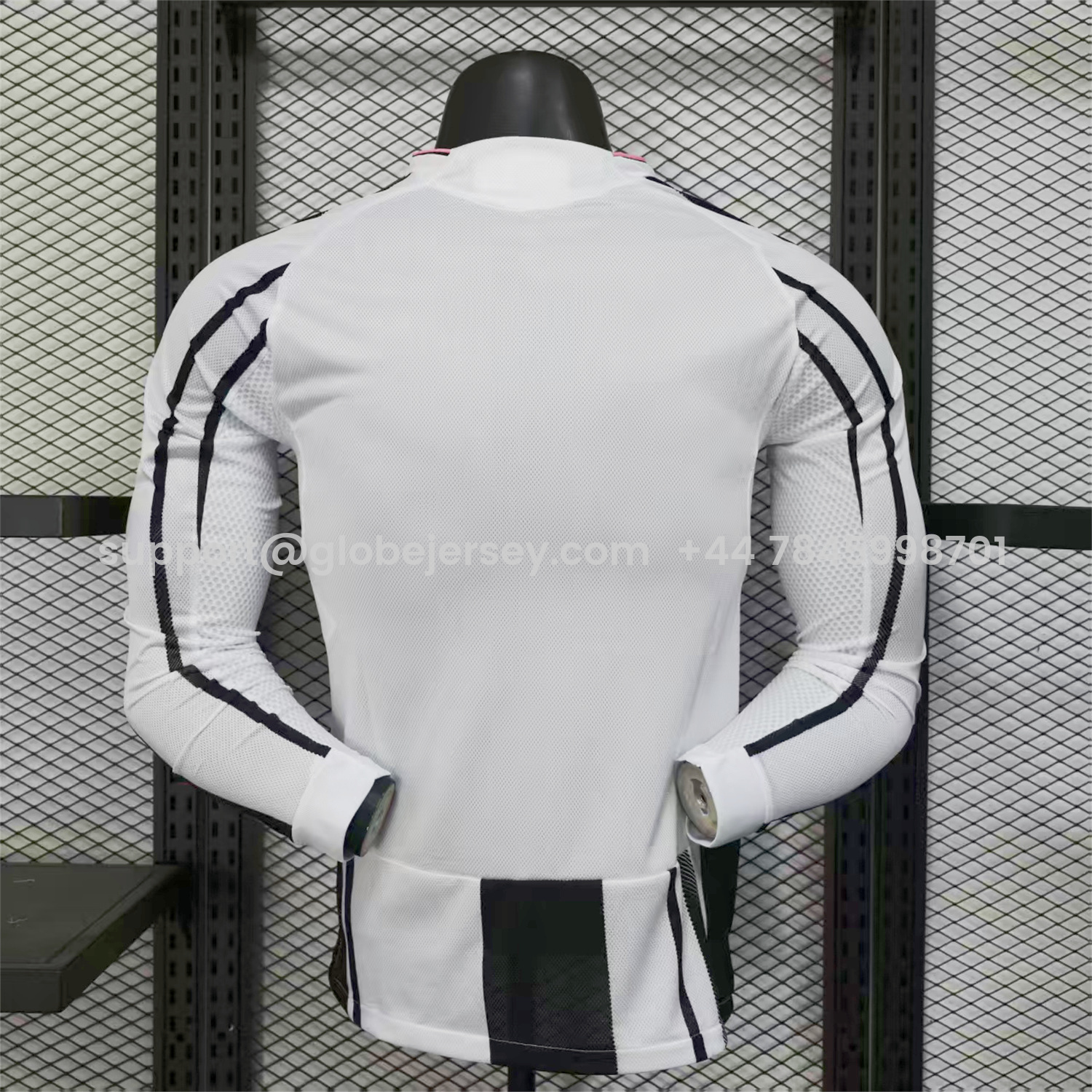 GlobeJersey-Juventus 25-26 Home Long Sleeves Jersey With Chest Sponsor - Player Version