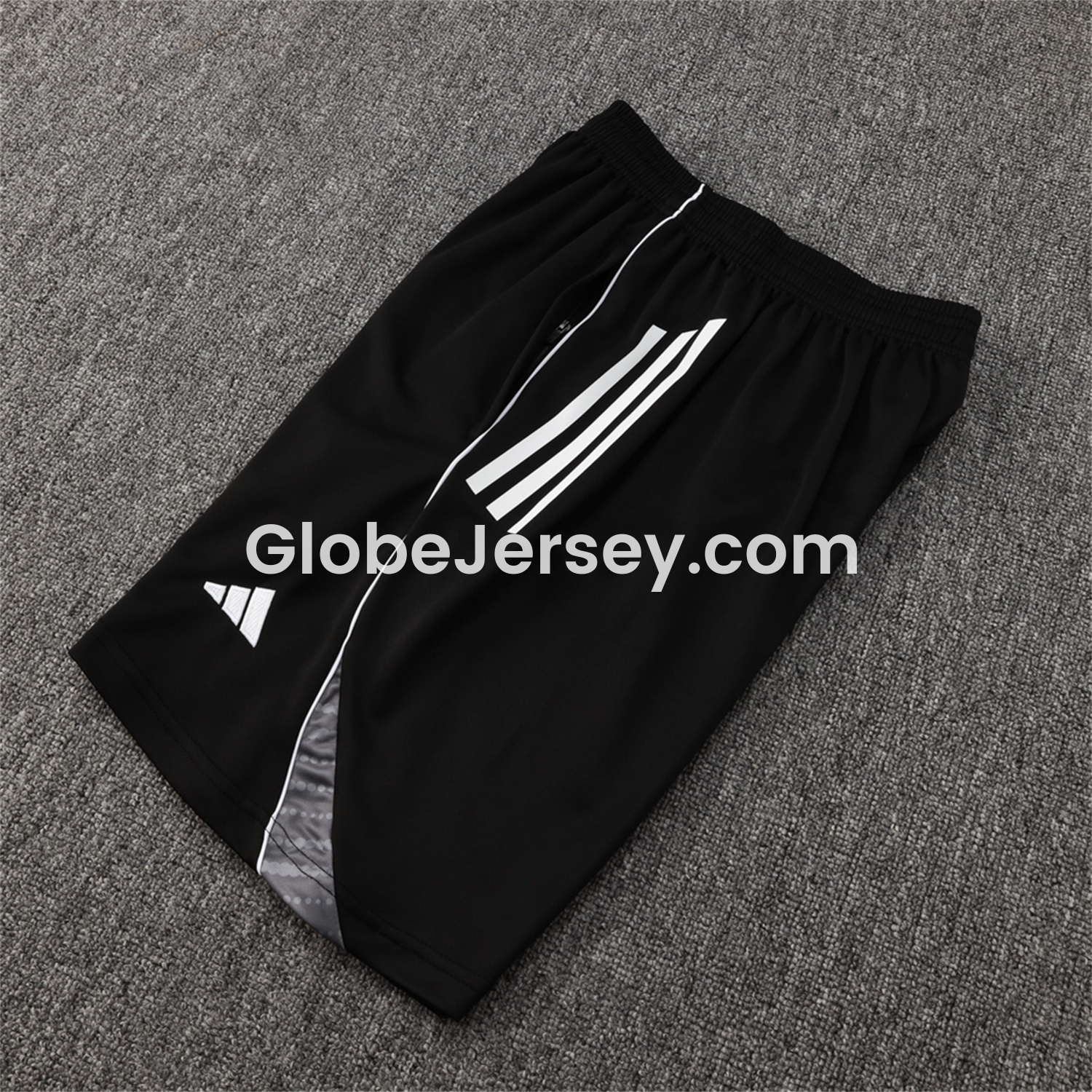 GlobeJersey-Real Madrid 25-26 Vest Training Set - Black Vest and Black Shorts