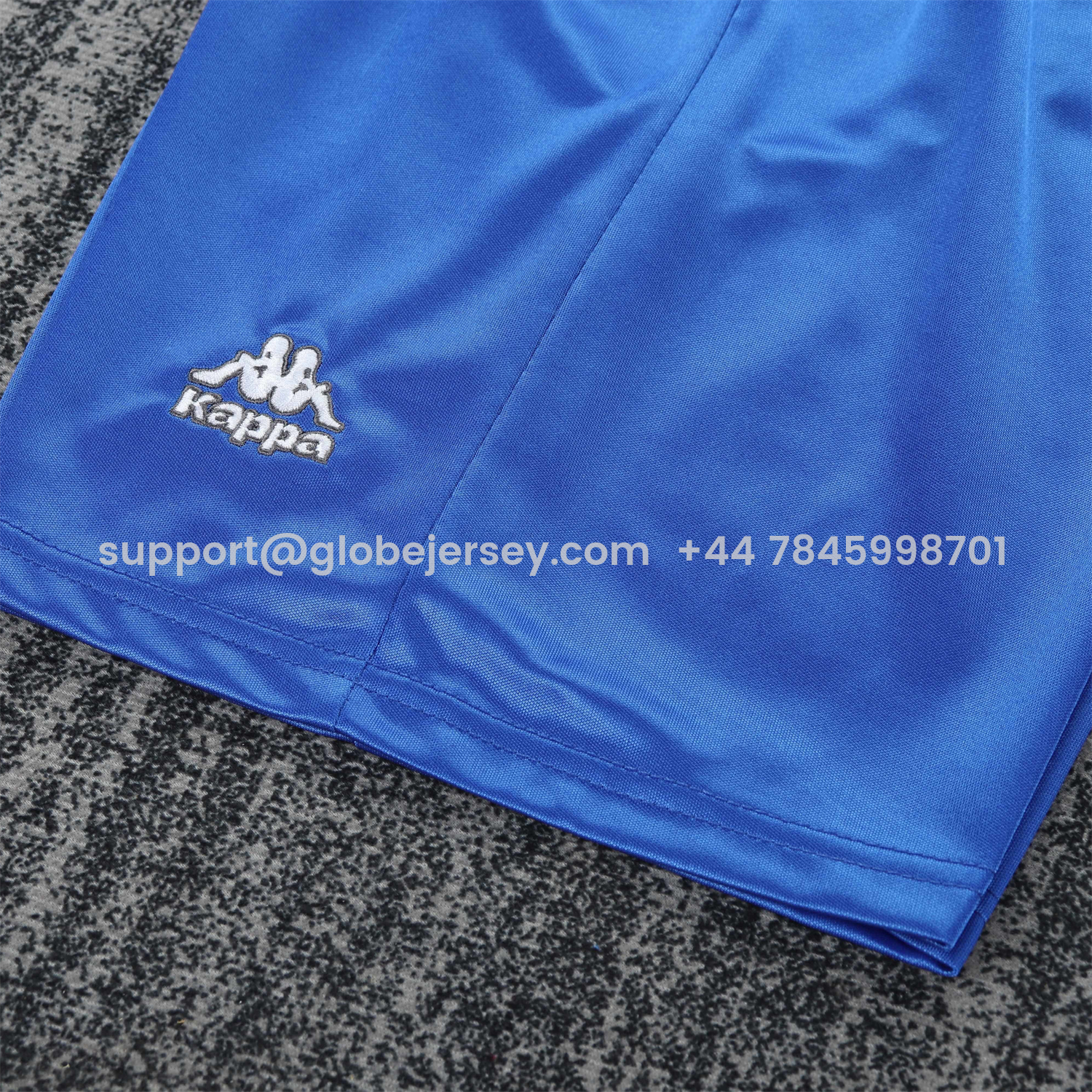 GlobeJersey-Retro Juventus 1995-96 Away Kids Kit