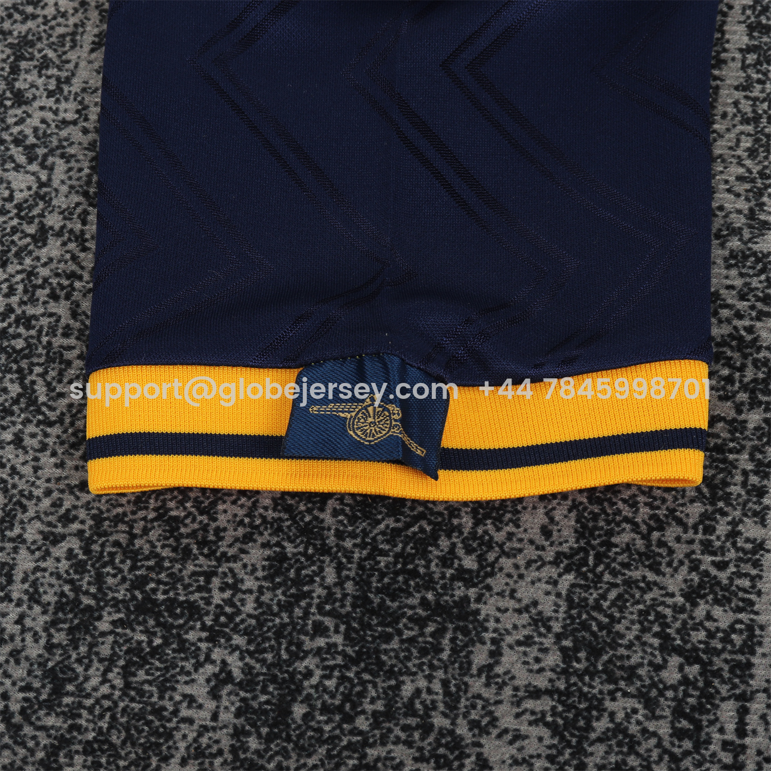 GlobeJersey-Retro Arsenal 1996-97 Away Kids Kit