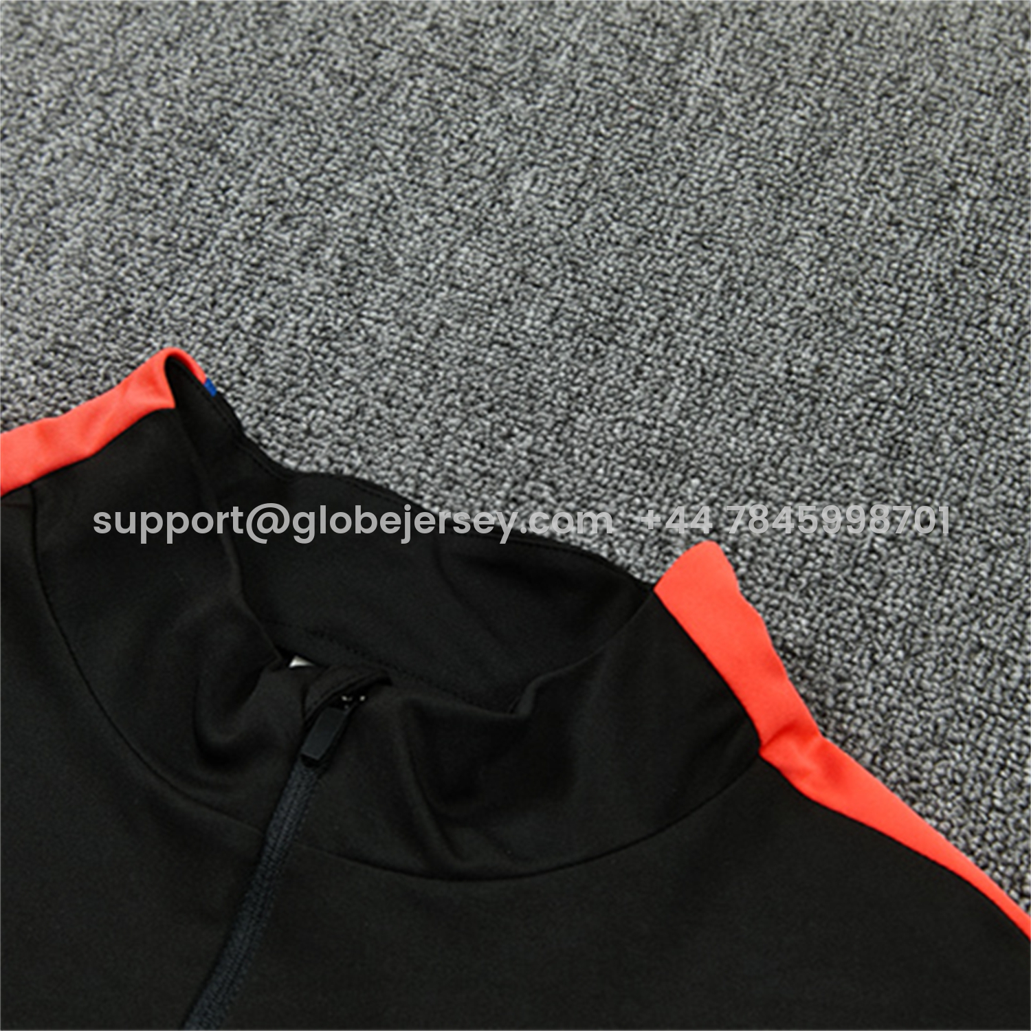 GlobeJersey-Paris Saint-Germain 26-27 Long Sleeves Training Set - Black With Pink Top & Pants