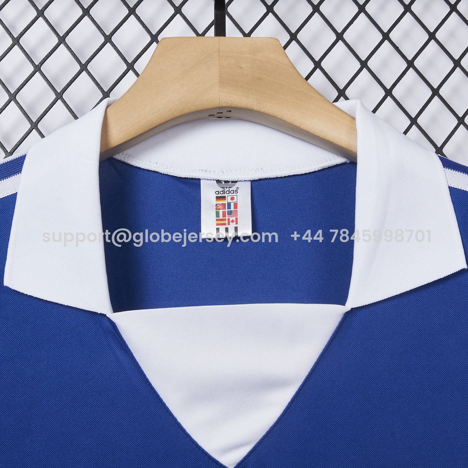 GlobeJersey-Retro Hamburger SV 1979 Away Blue Jersey