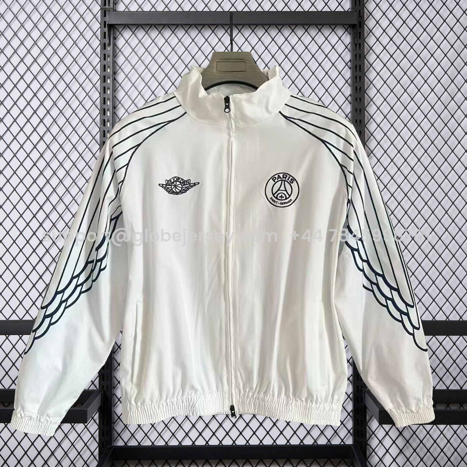 GlobeJersey-Paris Saint-Germain PSG 25-26 Windbreaker Jacket - White And Grey