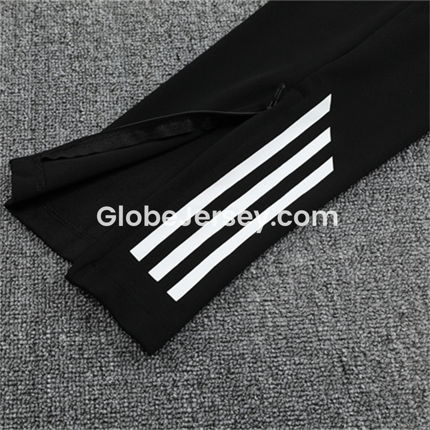 GlobeJersey-Real Madrid 25-26 Kids Long Sleeve Training Set - Yellow Line White Top and Black Shorts