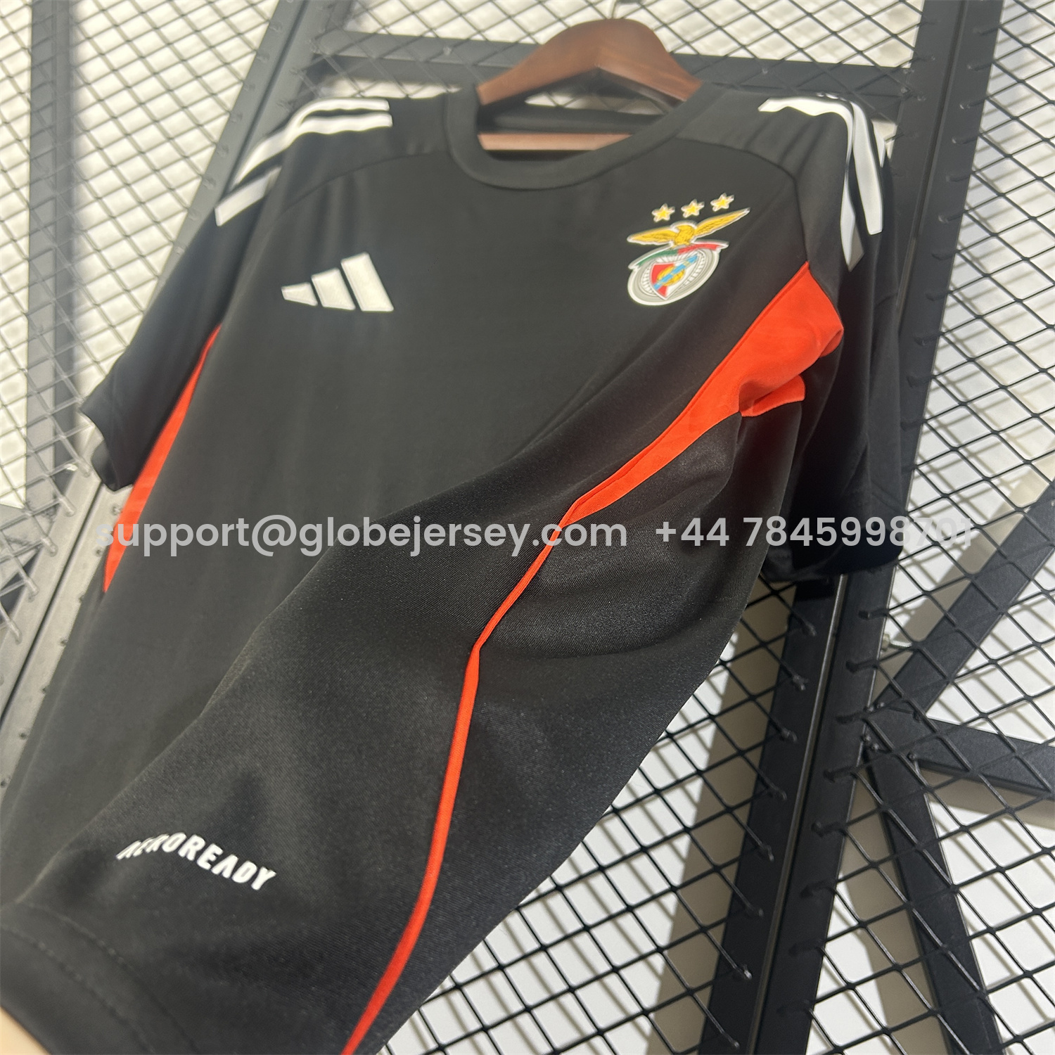 GlobeJersey-Benfica 25-26 Black Training Jersey - Fans Version
