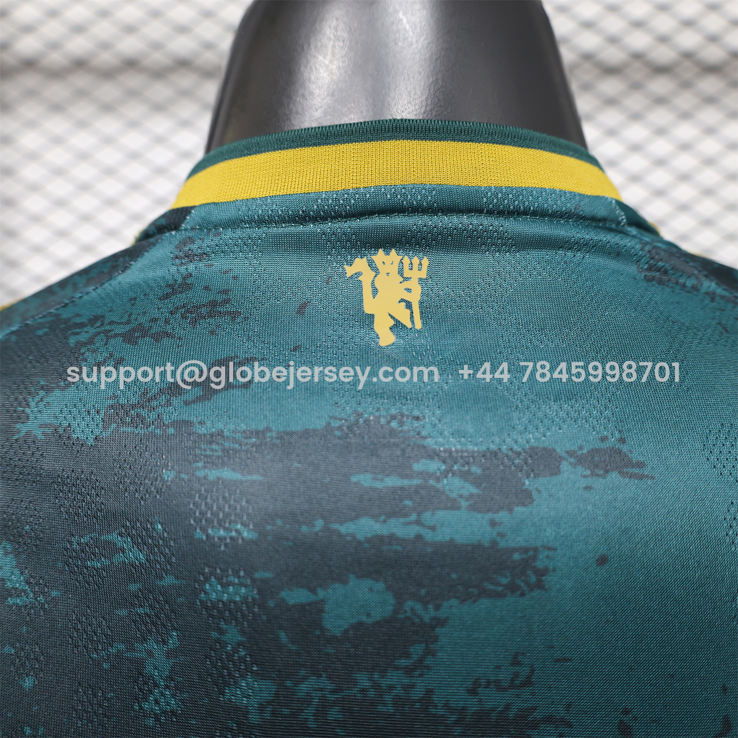 GlobeJersey-Manchester United 26-27 Devil Green Gold Special Jersey - Player Version