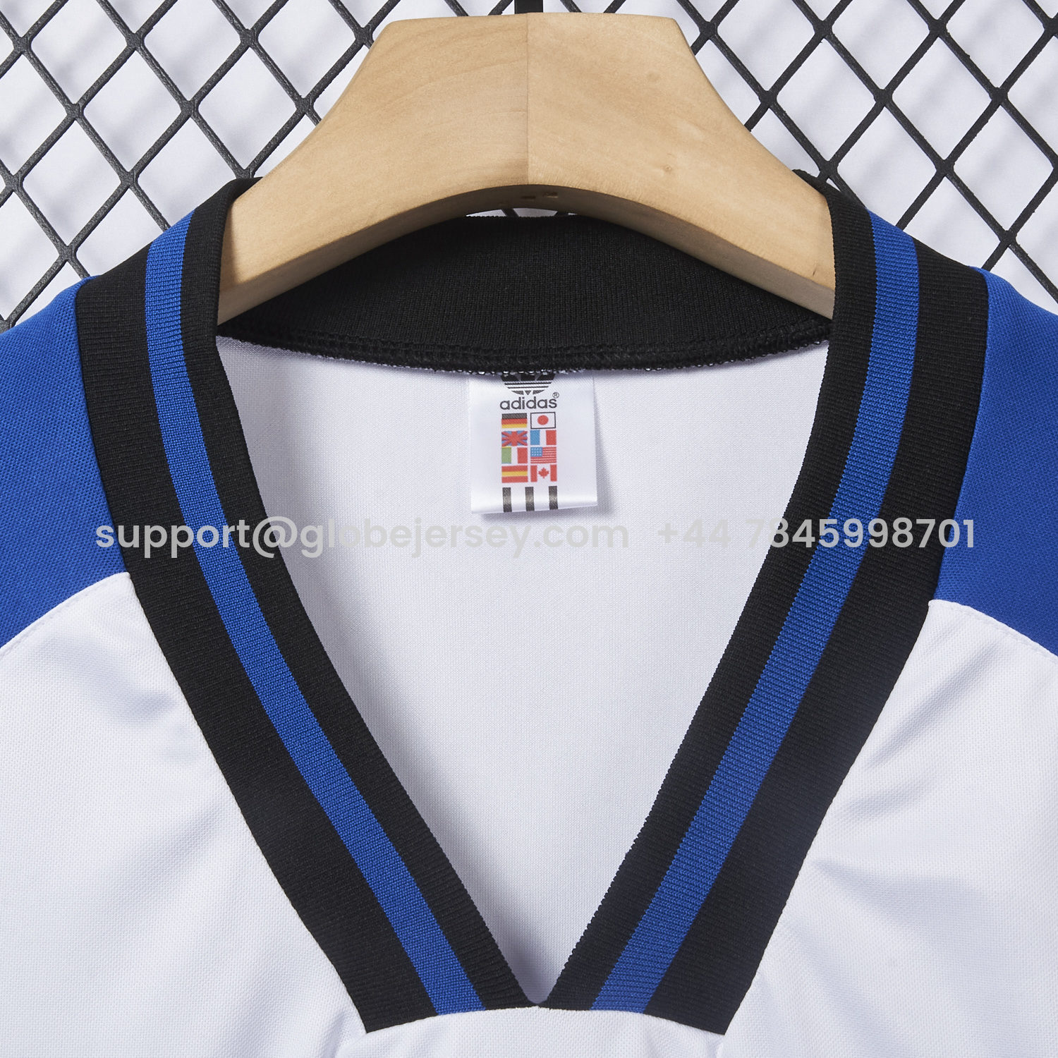 GlobeJersey-Retro Hamburger SV 1994-95 Home Jersey