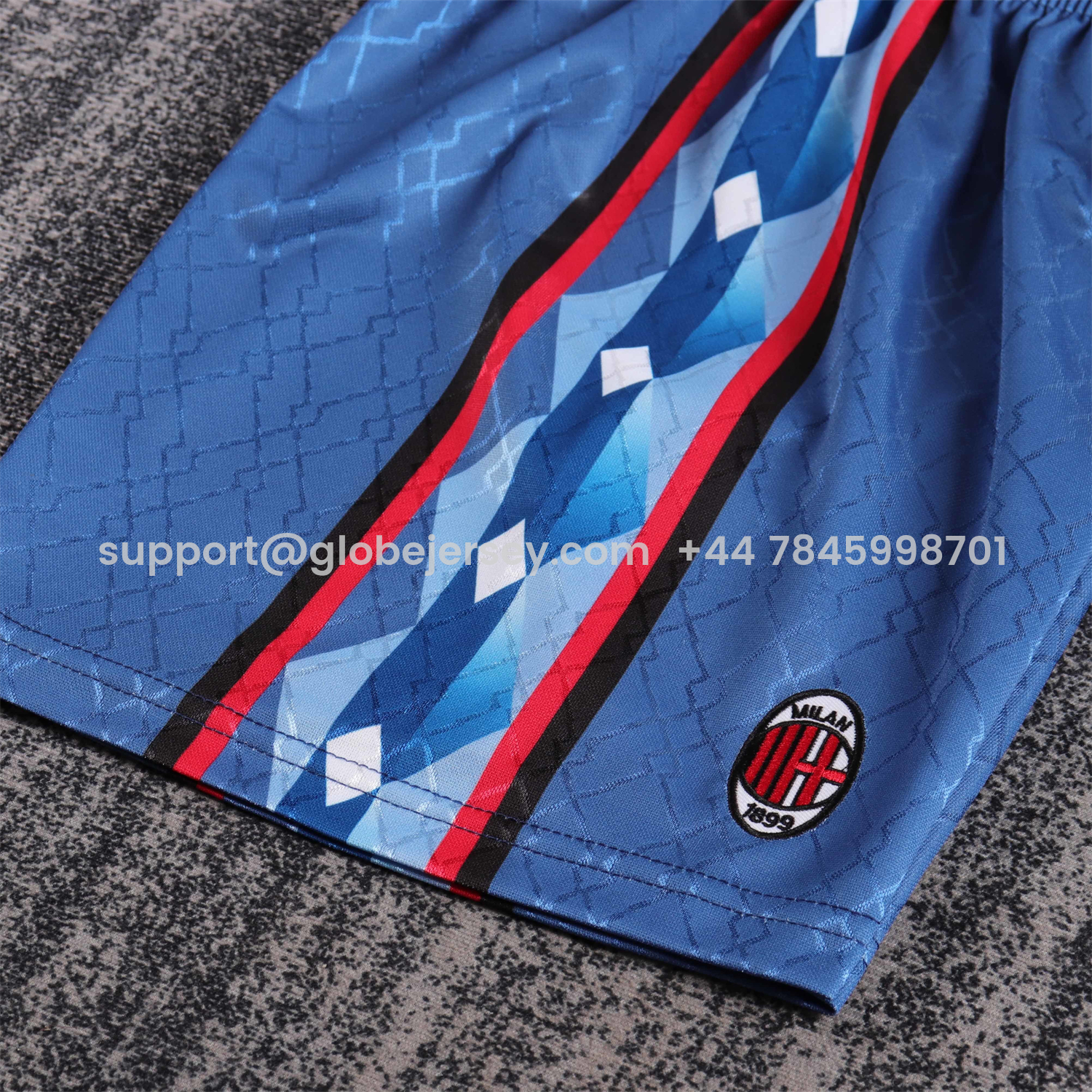 GlobeJersey-Retro AC Milan 1995-96 Away Kids Kit