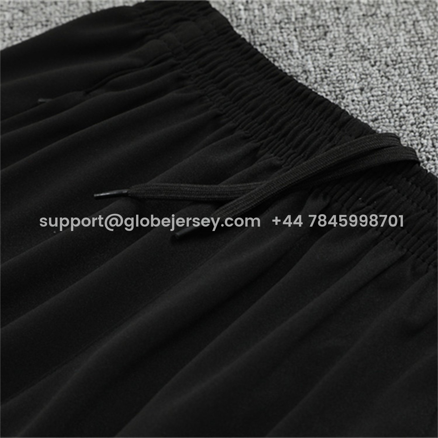 GlobeJersey-Liver.pool 25-26 Long Sleeve Training Set - Red Camouflage Top & Blsck Pants