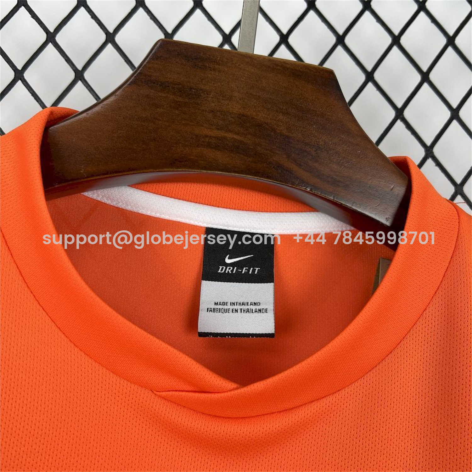 GlobeJersey-Retro Málaga 2013-14 Third Jersey