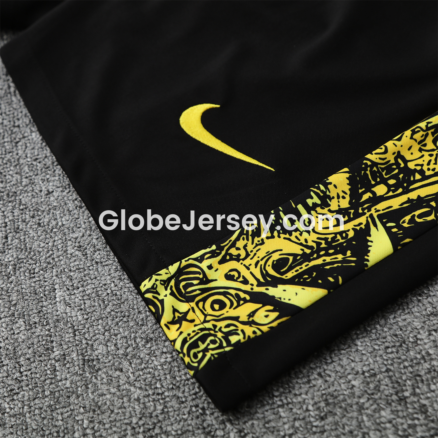 GlobeJersey-Brazil 25-26 Yellow Jesus Statue Vest Training Set - Yellow Vest & Black Shorts