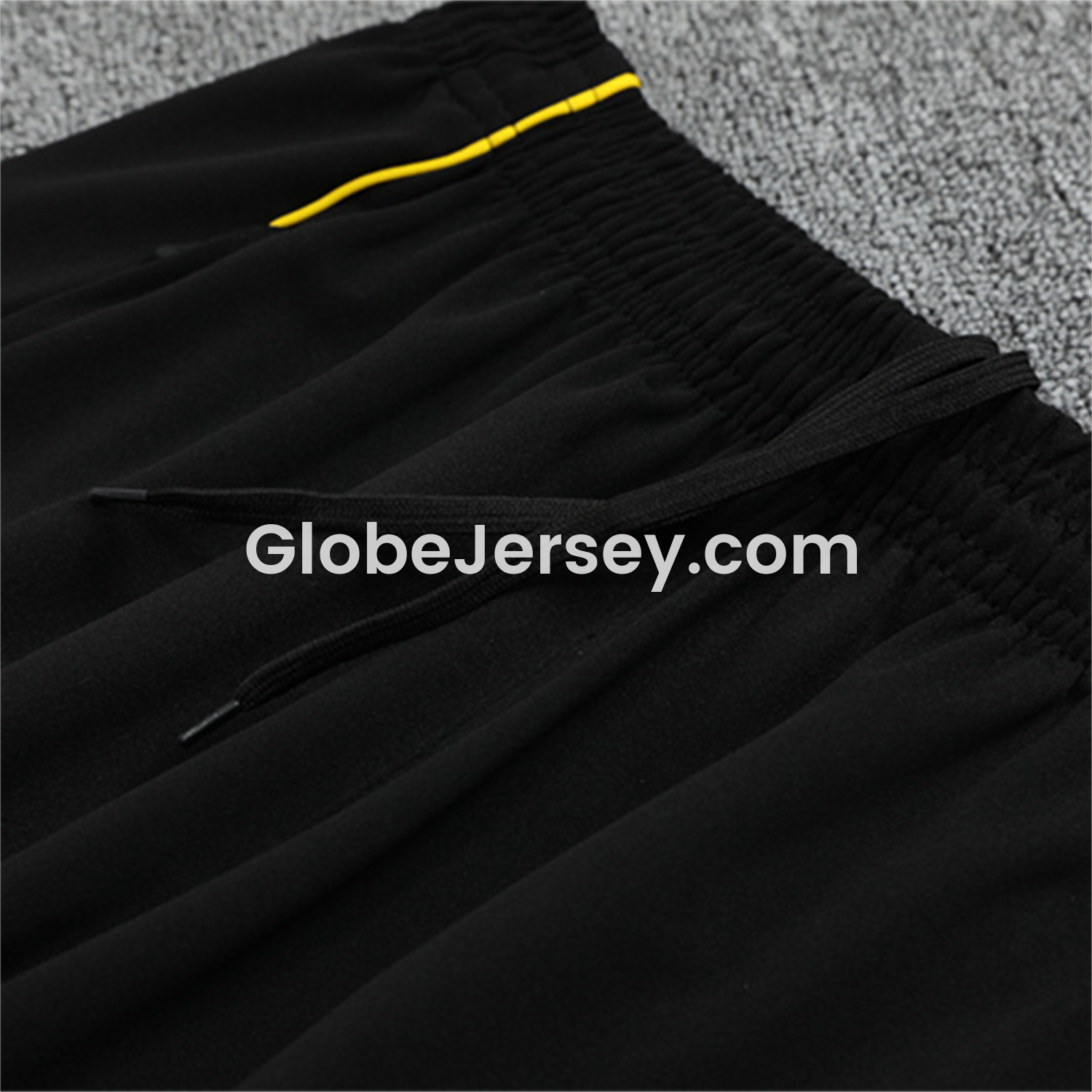 GlobeJersey-Real Madrid 25-26 Long Sleeves Training Set - Black Top & Black Pants