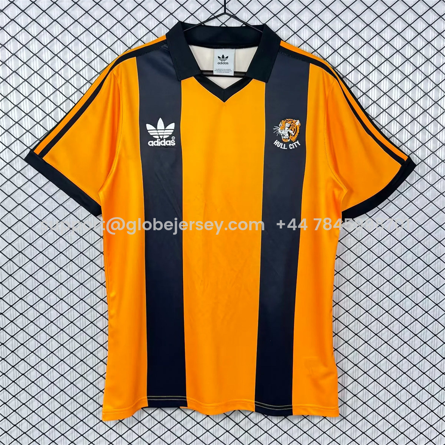 GlobeJersey-Retro Hull City 1981-82 Home Jersey