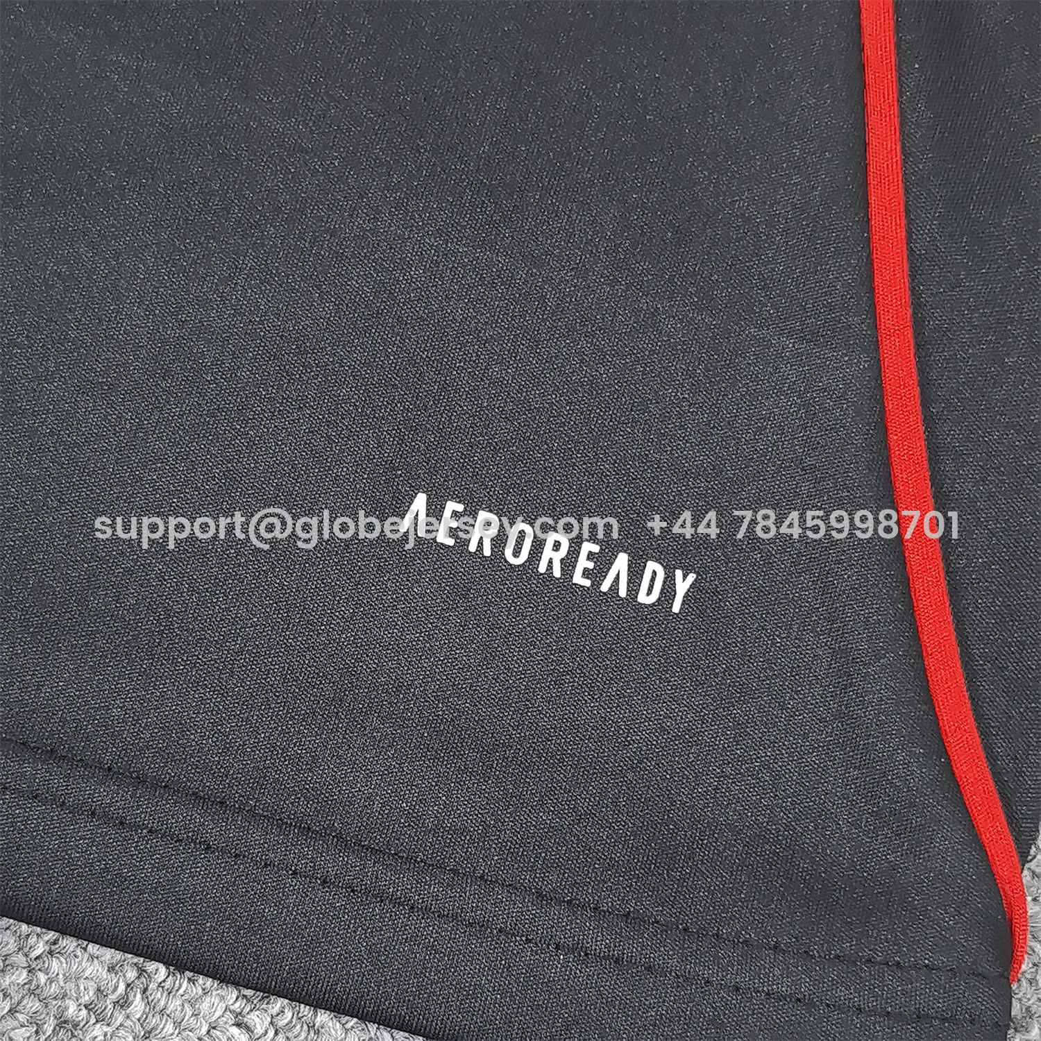 GlobeJersey-Liver.pool 25-26 Black Gold Special Jersey with Red Lines - Fans Version