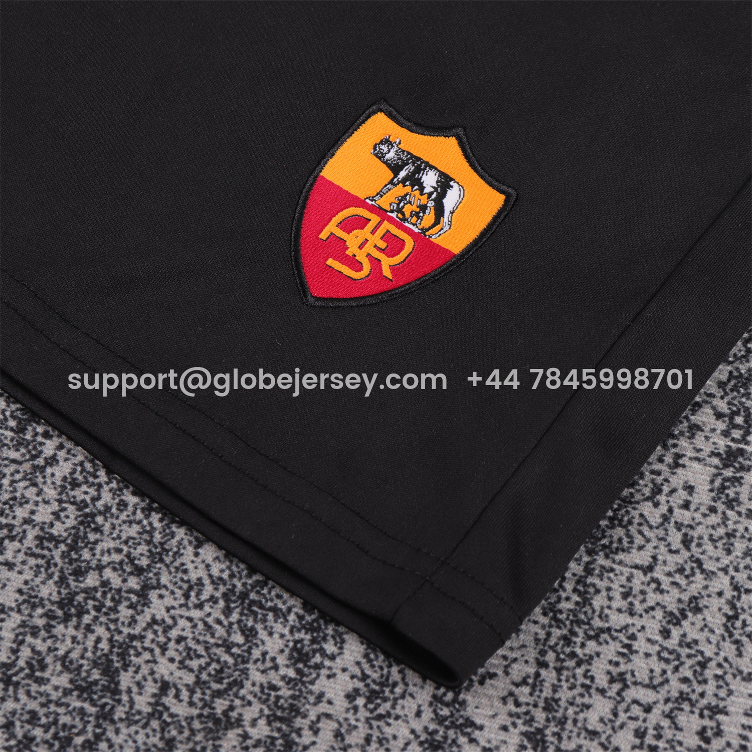 GlobeJersey-Retro Roma 2005-06 Home Kids Kit