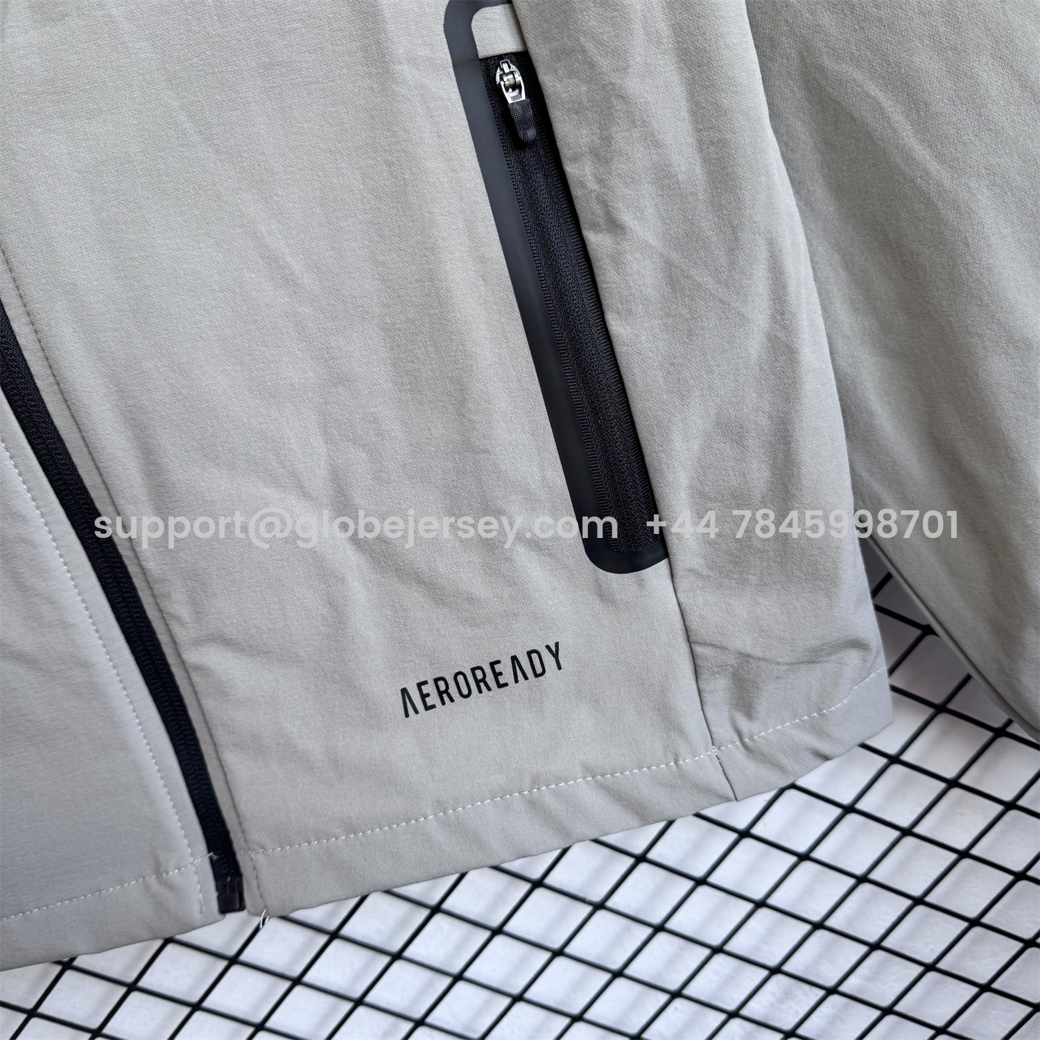 GlobeJersey-Real Madrid 25-26 Windbreaker Training Set - Pure Grey Top and Pants