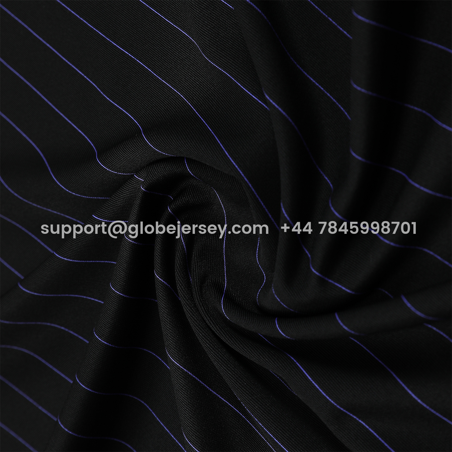 GlobeJersey-Manchester United 25-26 Trefoil Travel Short-Sleeve Training Set - Black Top & Black Shorts