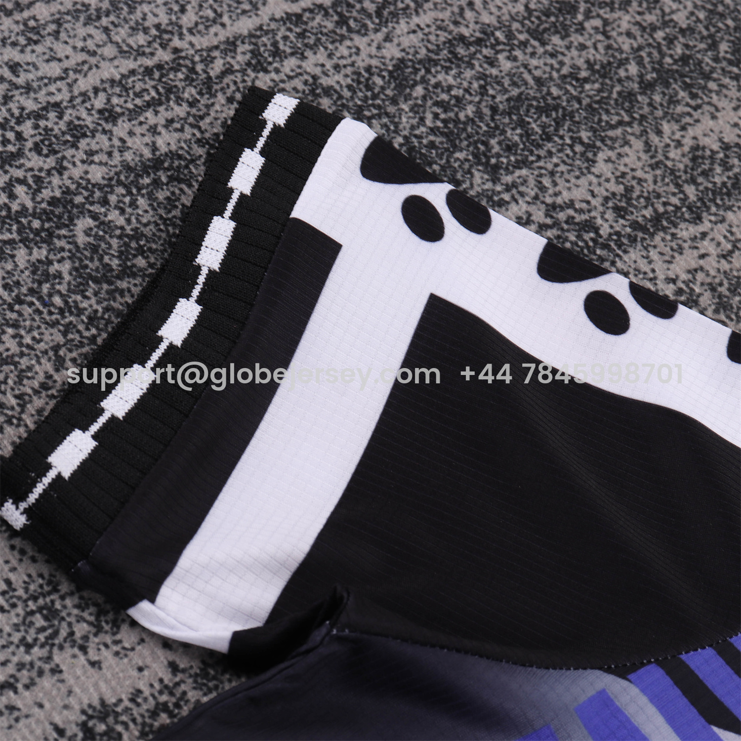 GlobeJersey-Retro Real Madrid 1997-98 Third Kids Kit