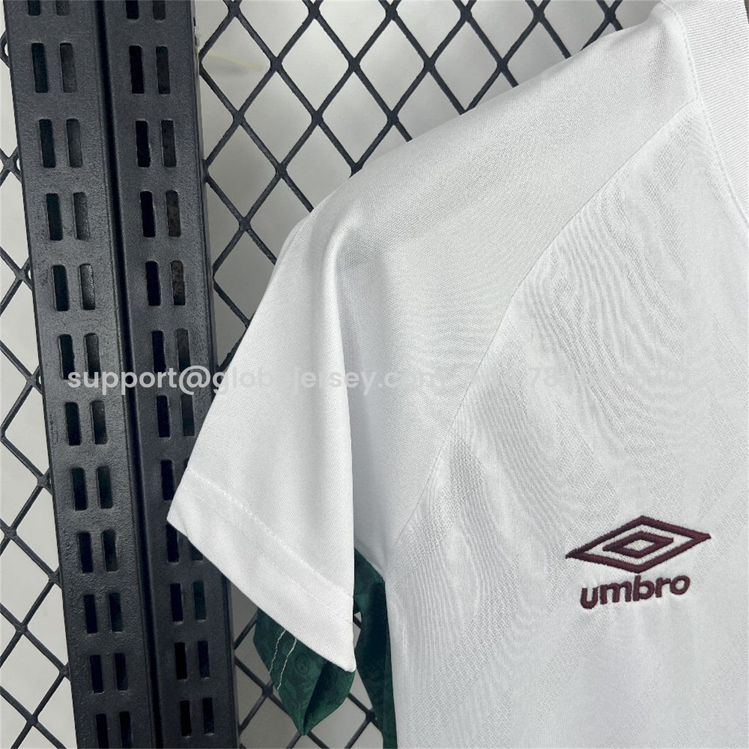 GlobeJersey-Women's Fluminense 25-26 Away Unsponsored Jersey