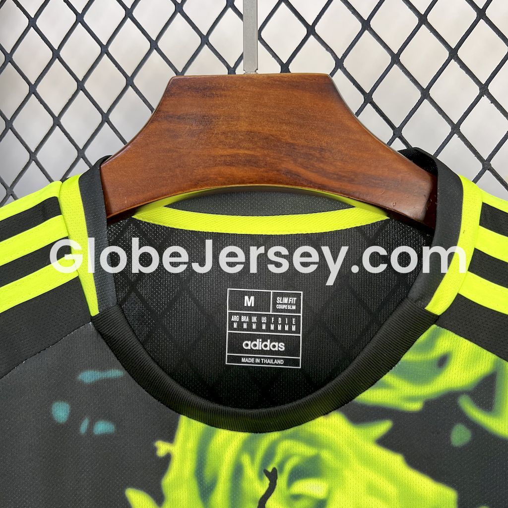 GlobeJersey-Real Madrid 25-26 Snake and Green Flowers Black Jersey - Fans Version