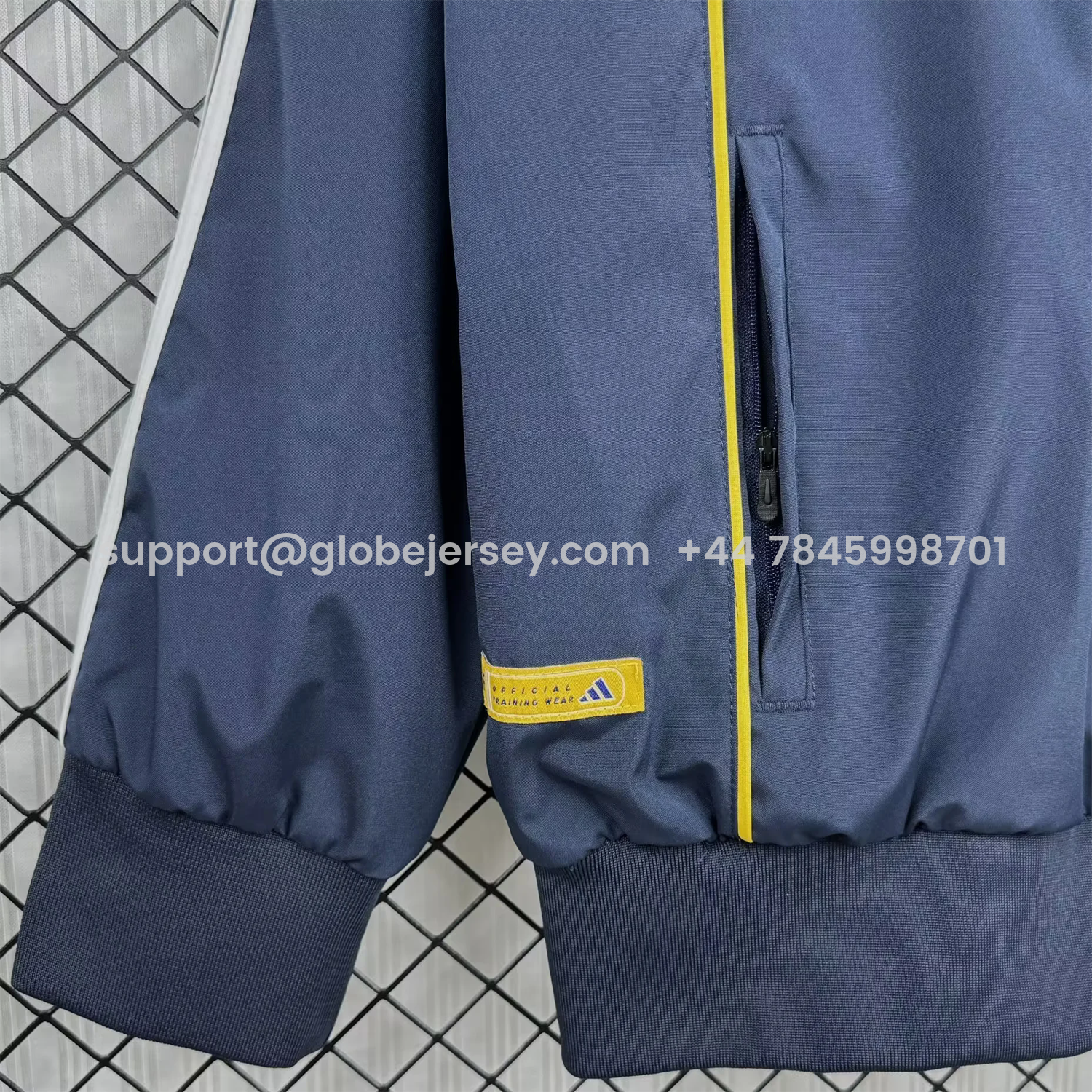 GlobeJersey-Retro Real Madrid 1998-99 Third Windbreaker Jacket - Blue