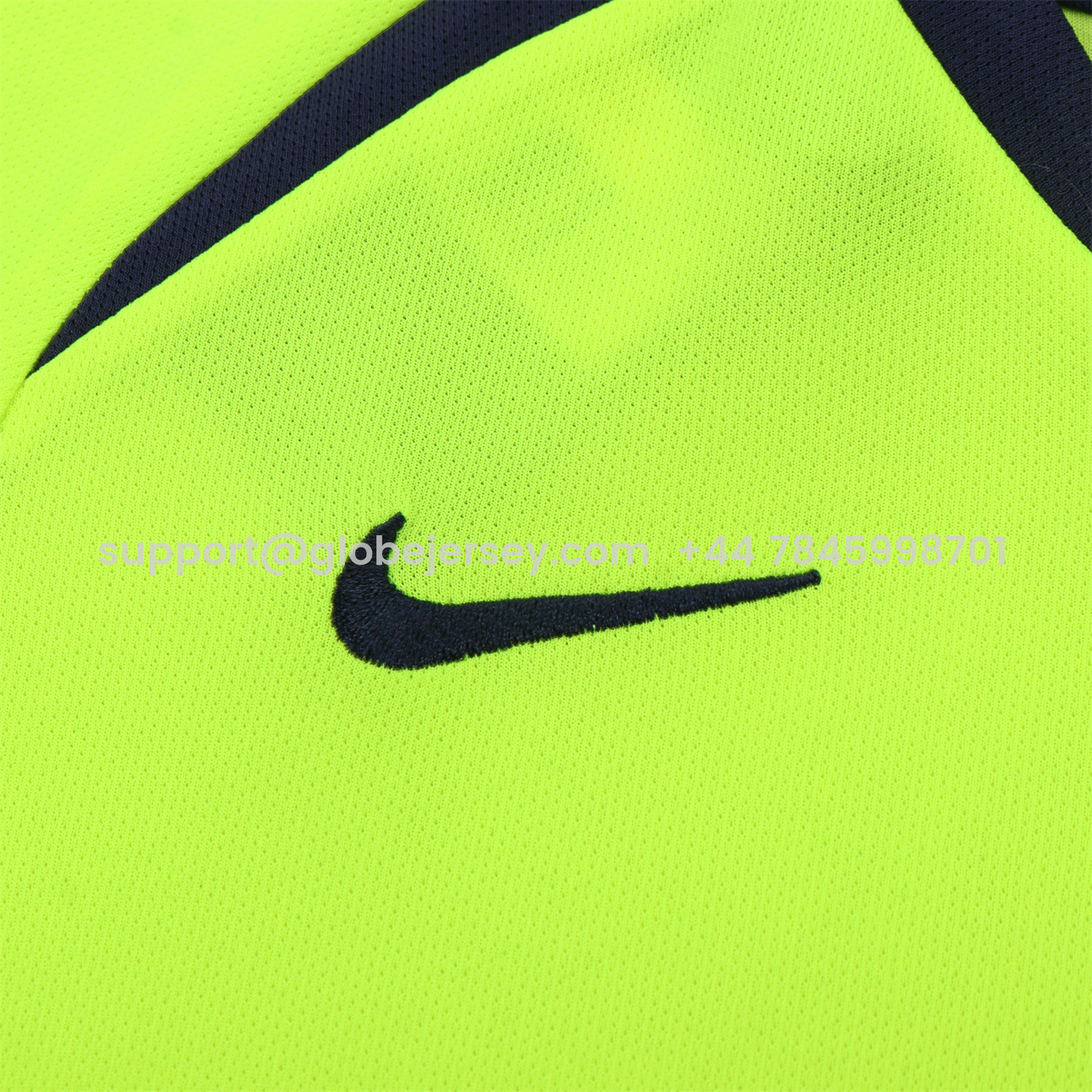 GlobeJersey-Retro Barcelona 2005-06 Away Kids Kit