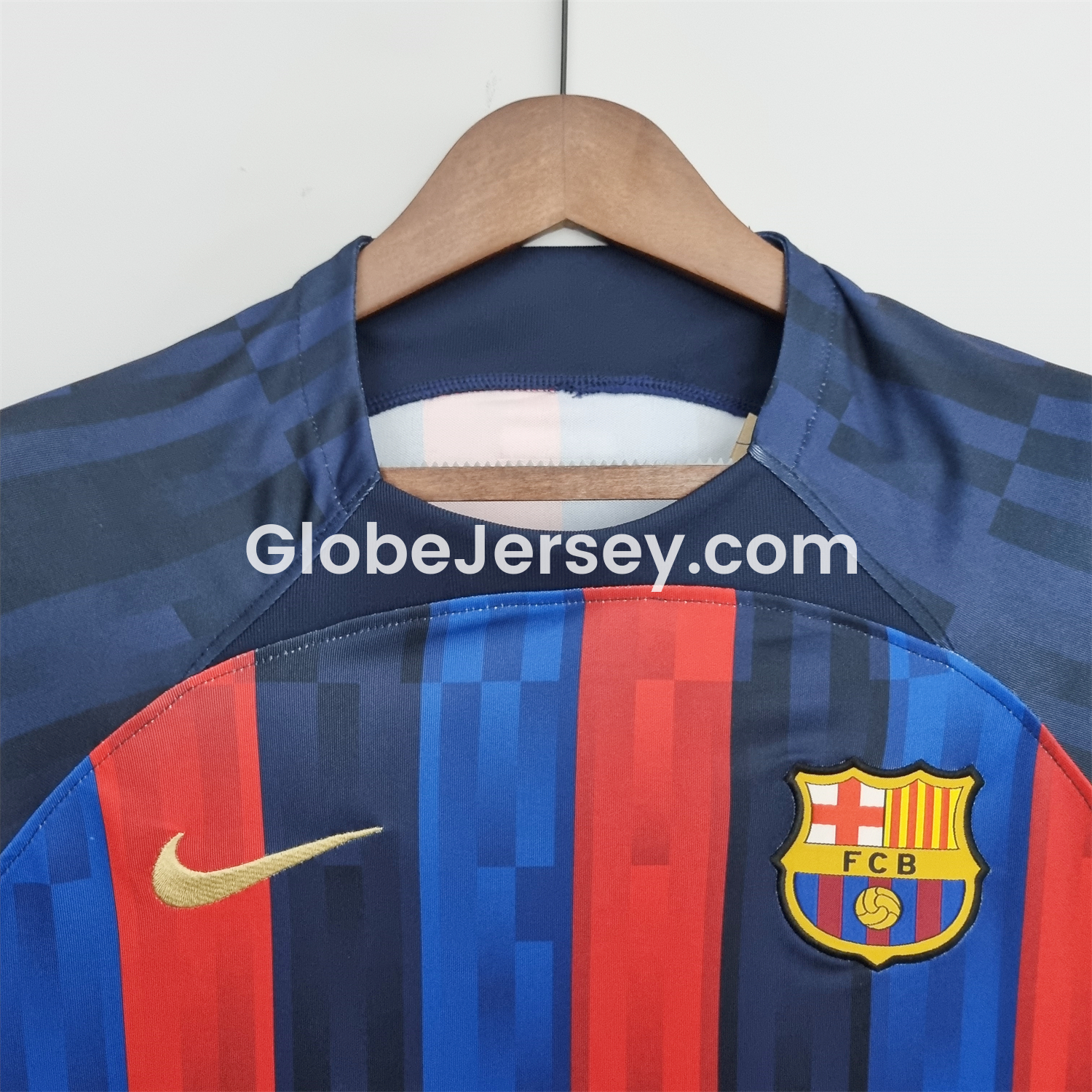 GlobeJersey-Retro Barcelona 22-23 Home Jersey
