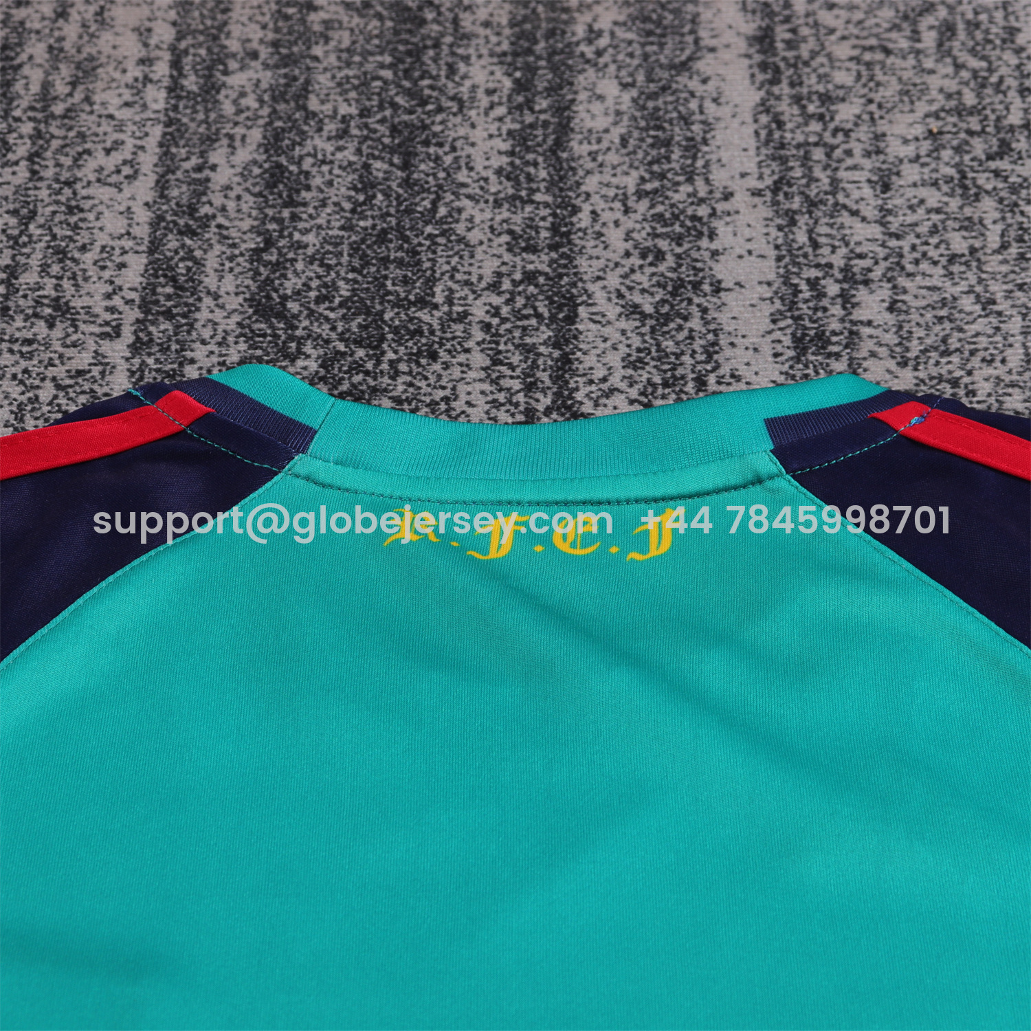 GlobeJersey-Retro Spain 2010 Green Goalkeeper Kids Kit