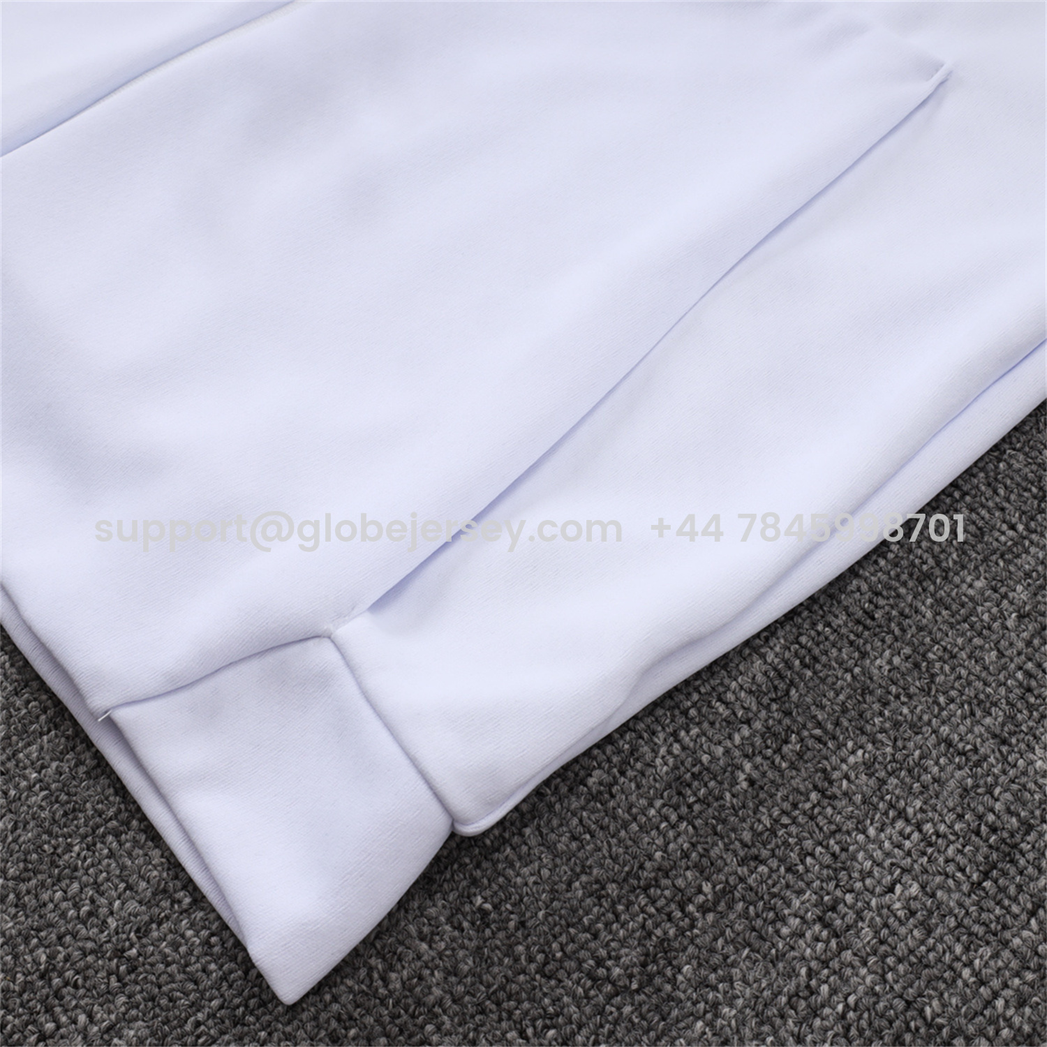 GlobeJersey-Ajax 25-26 Training Hoodie Set - White Hoodie and White Pants