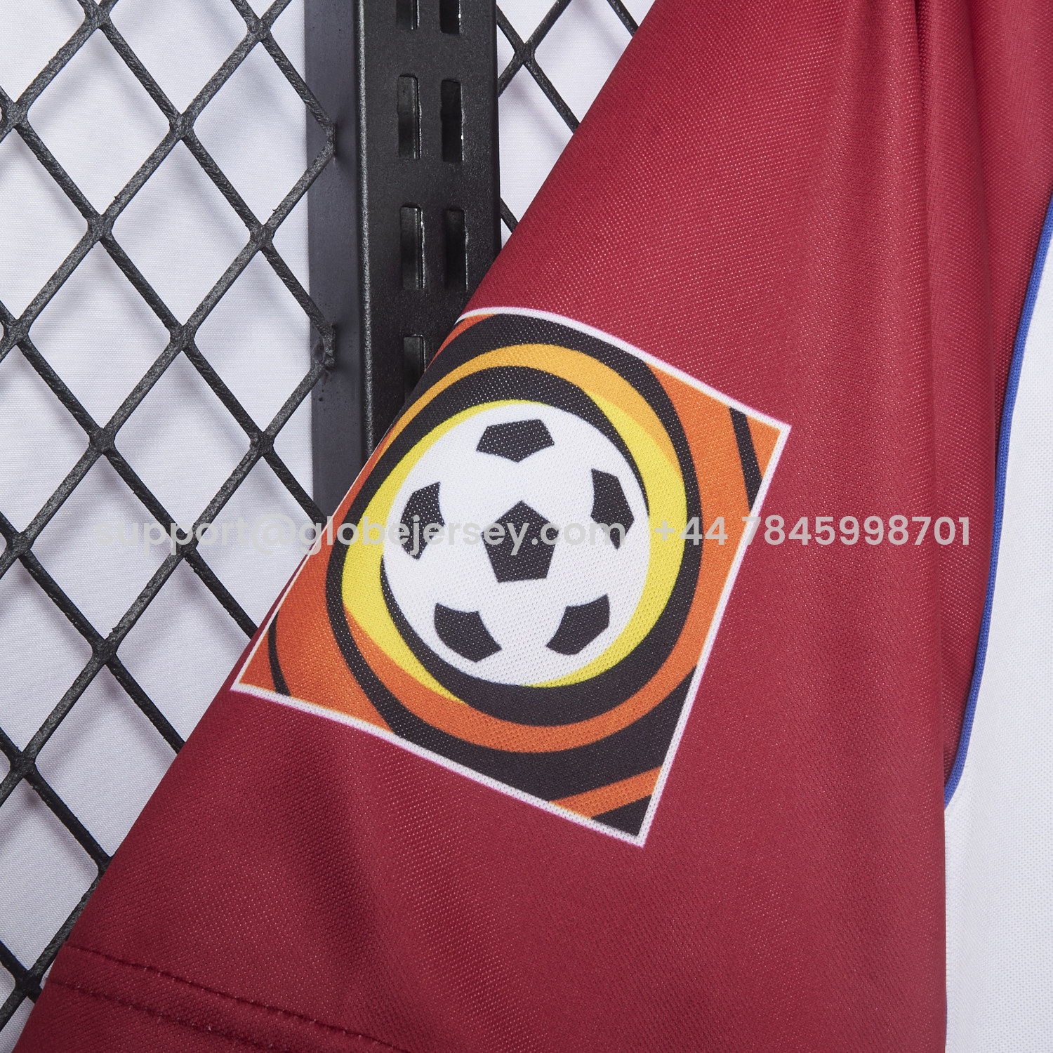 GlobeJersey-Retro Hamburger SV 1999-00 Home Jersey