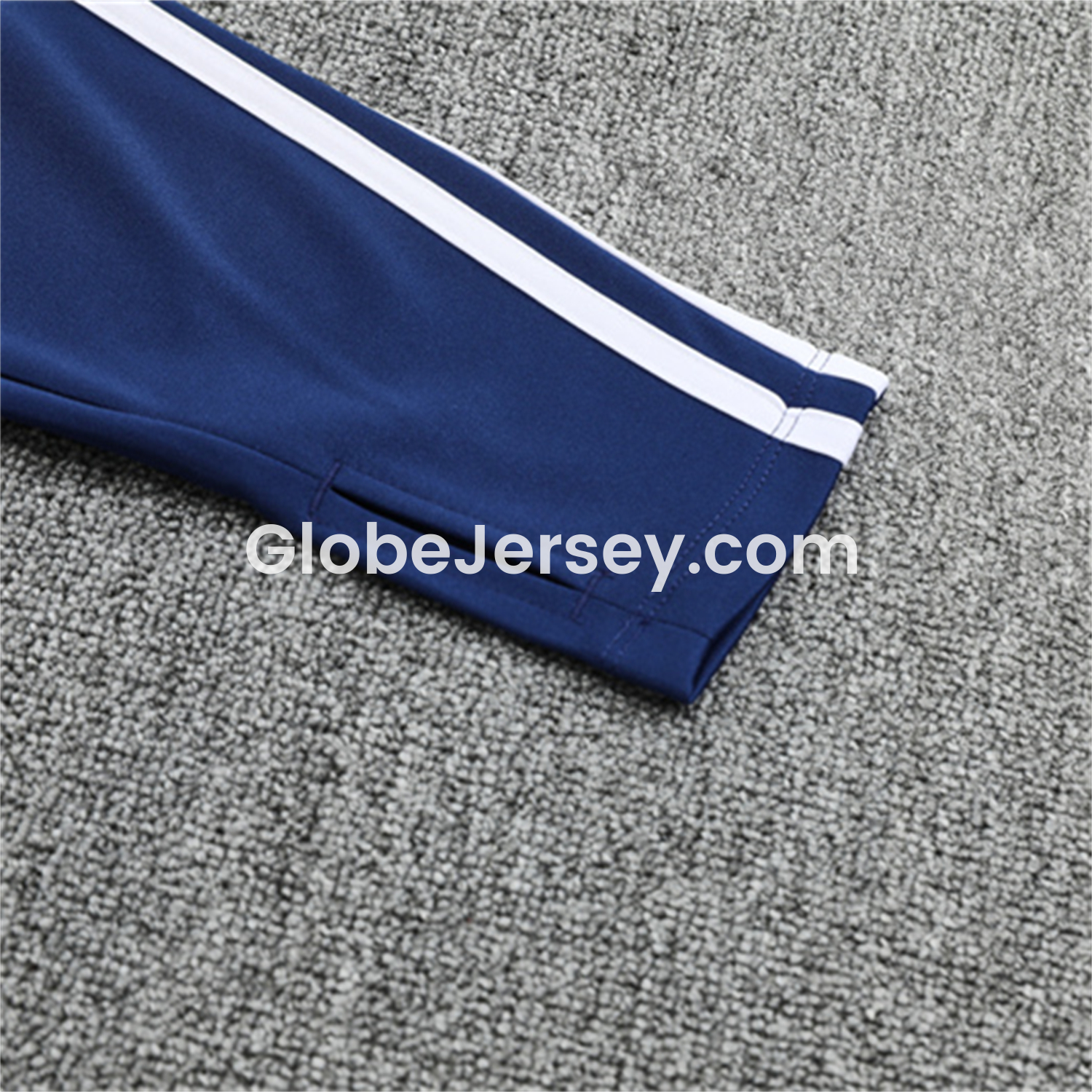 GlobeJersey-Real Madrid 25-26 Long Sleeve Training Set - Throwback Royal Blue Top and Pants
