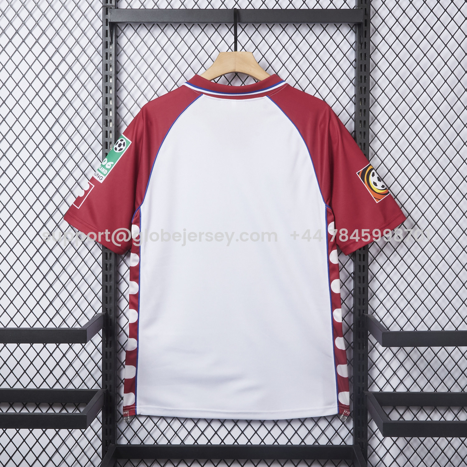 GlobeJersey-Retro Hamburger SV 1999-00 Home Jersey