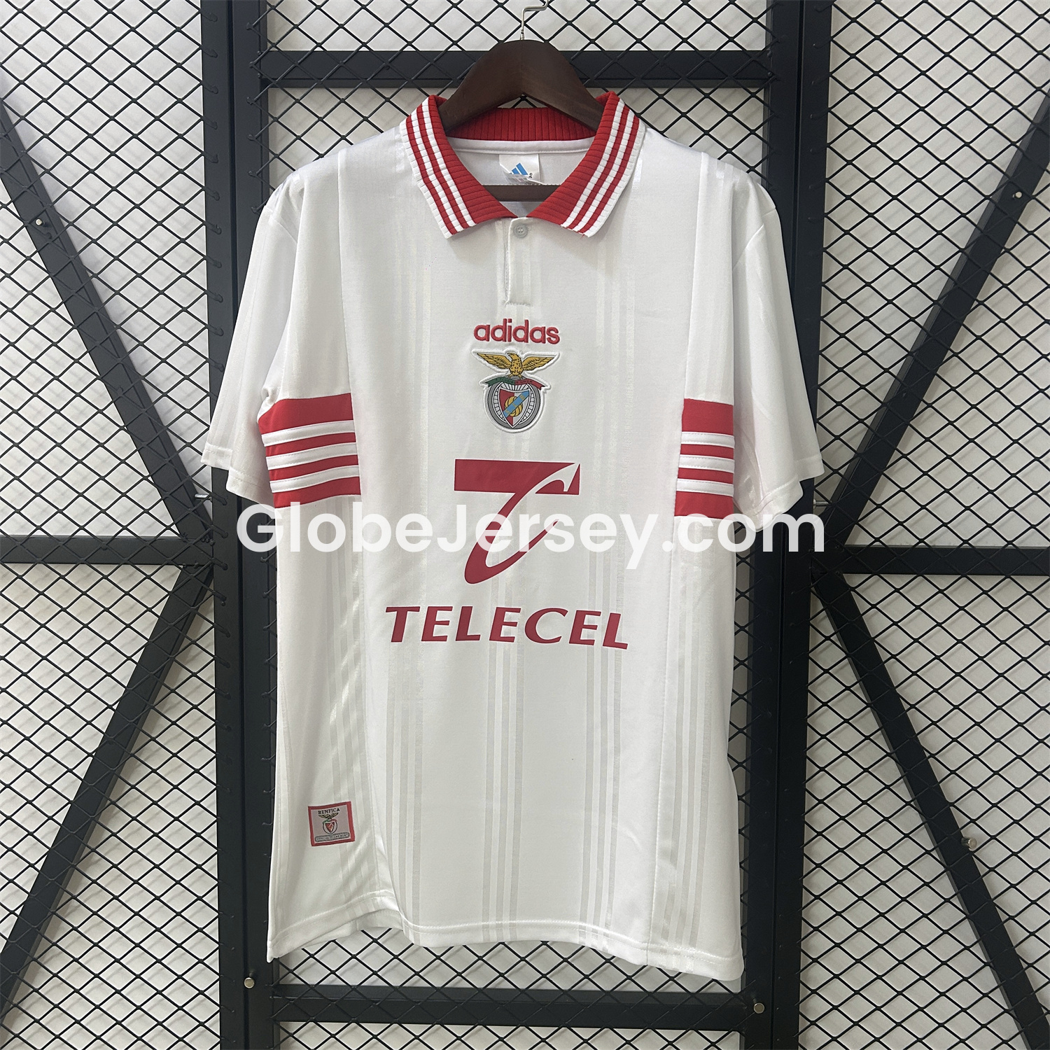 GlobeJersey-Retro Benfica 1997-99 European Away Jersey