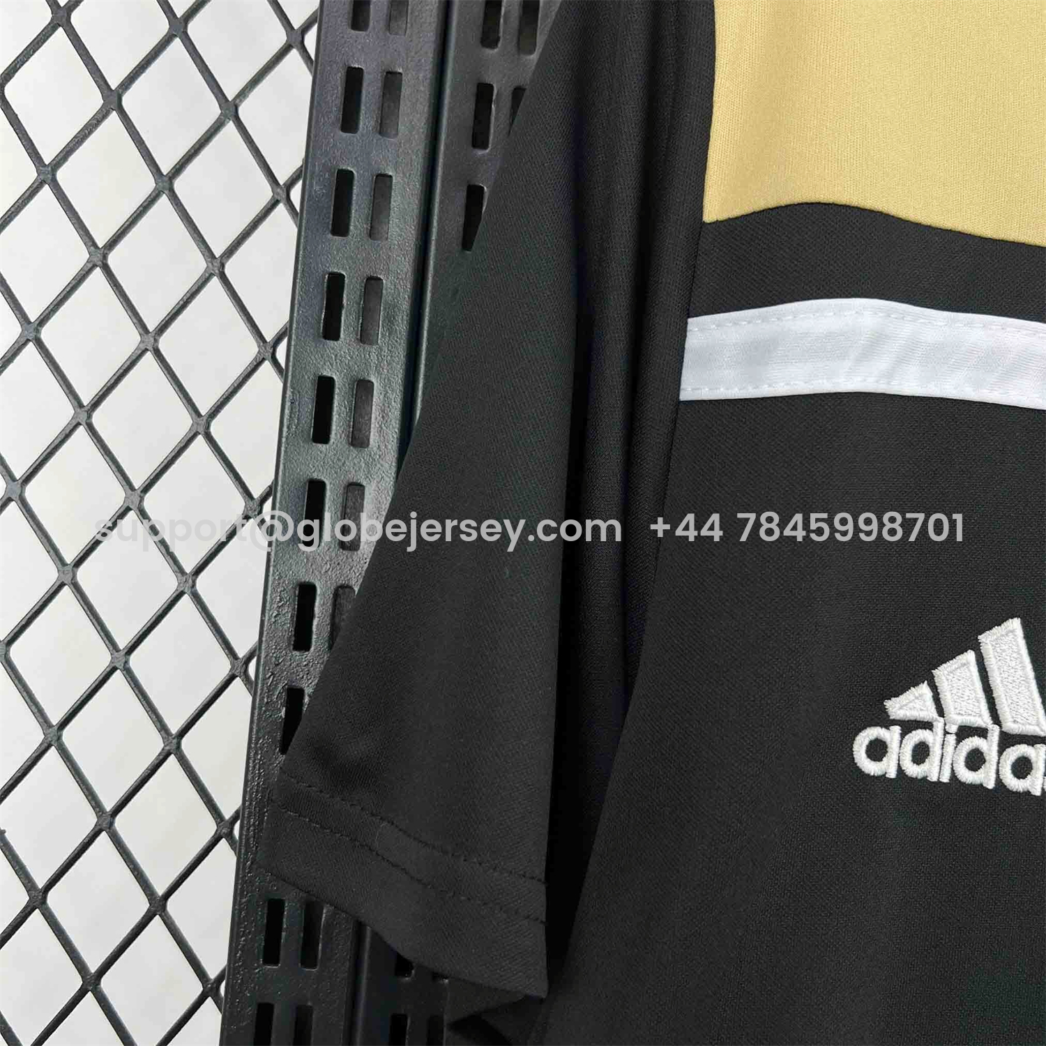 GlobeJersey-Retro Ajax 2018-19 Away Jersey