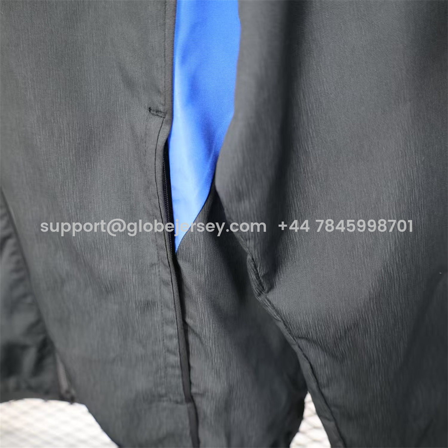 GlobeJersey-Manchester United 25-26 Black Windbreaker Jacket