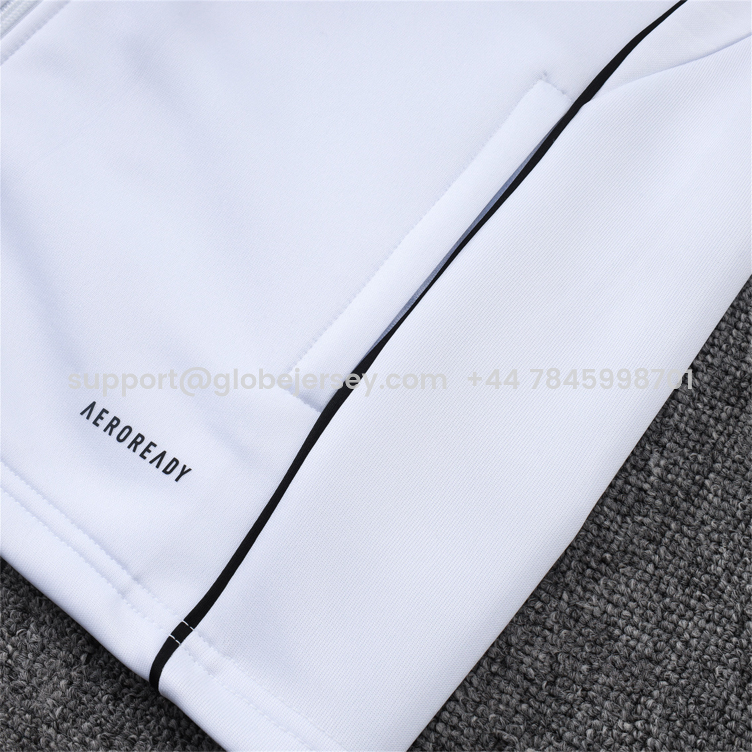 GlobeJersey-Real Madrid 25-26 Unsponsored Long Sleeve Training Set - White Top & Black Pants