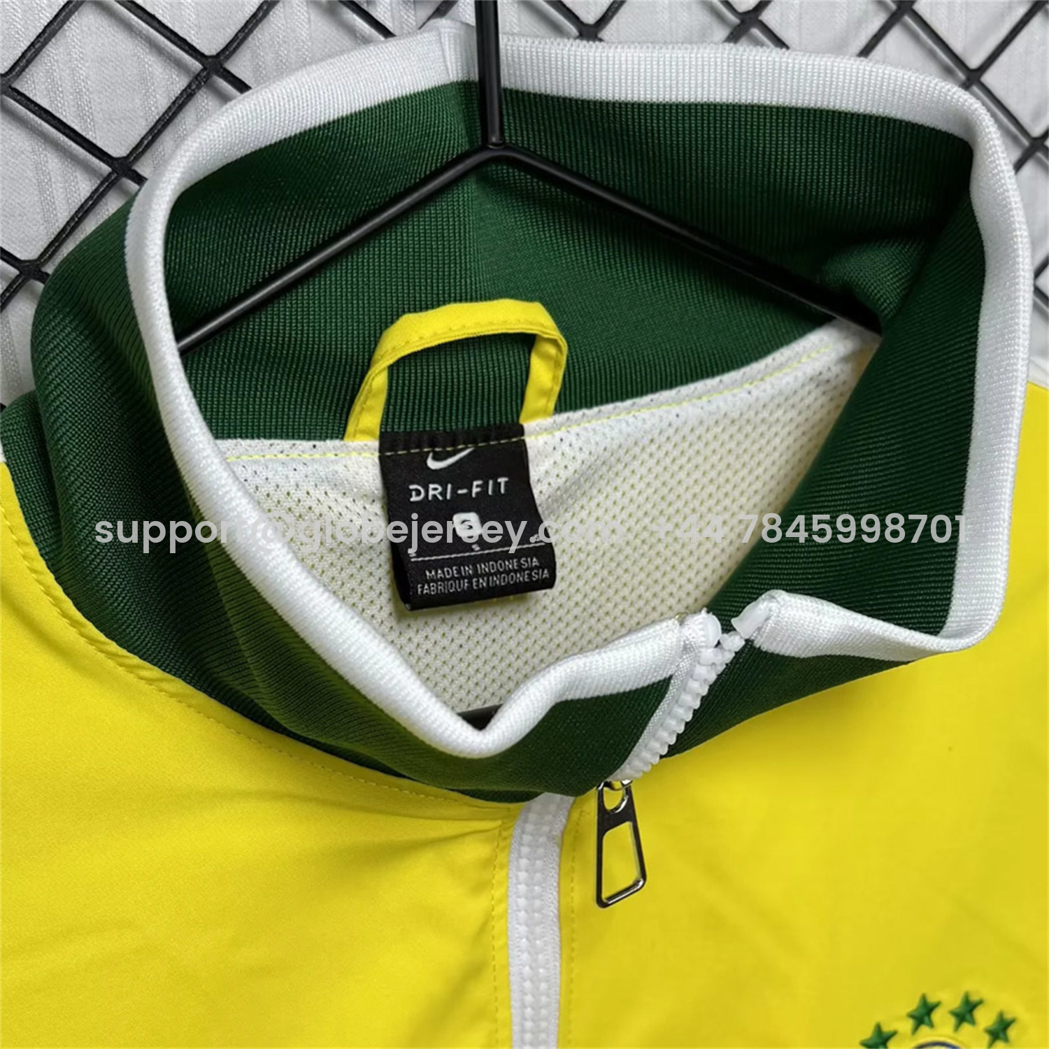GlobeJersey-Retro Brazil 2010 Home Yellow Windbreaker