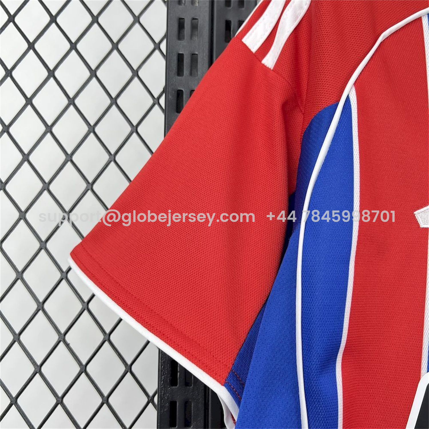 GlobeJersey-Colo Colo 25-26 Red And Blue Third Jersey - Fans Version