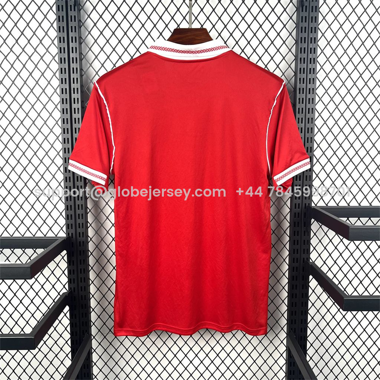 GlobeJersey-Retro Benfica 1992-93 Home Jersey