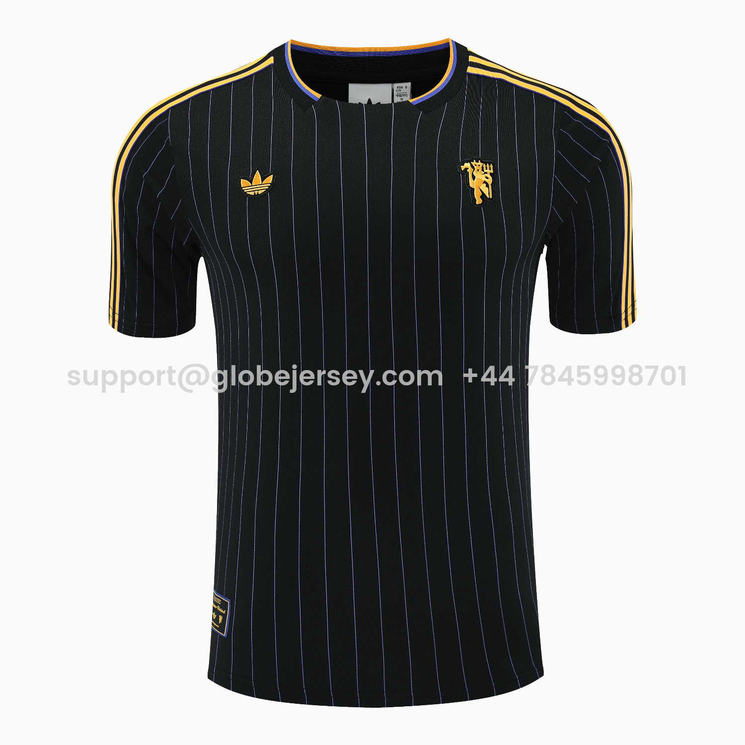 GlobeJersey-Manchester United 25-26 Trefoil Travel Short-Sleeve Training Set - Black Top & Black Shorts