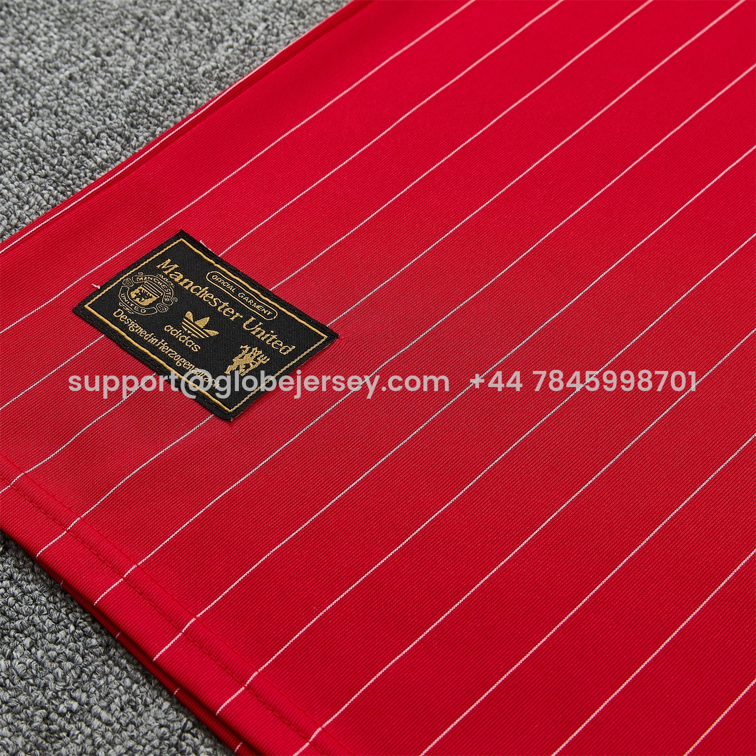 GlobeJersey-Manchester United 25-26 Retro Style Short-Sleeve Training Set - Red With White Stripes Top & Pants