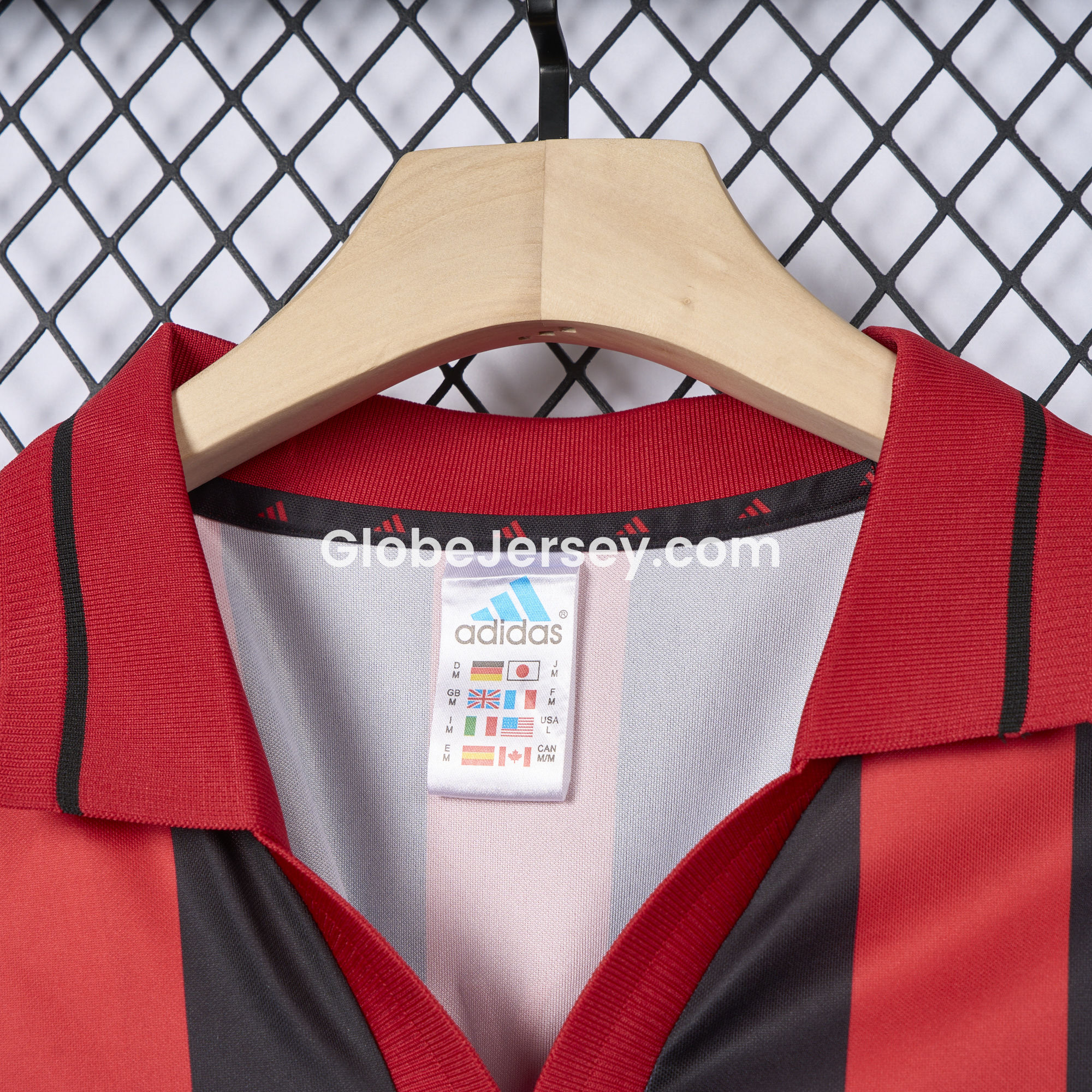 GlobeJersey-Retro Bayer 04 Leverkusen 2001-02 Home Jersey