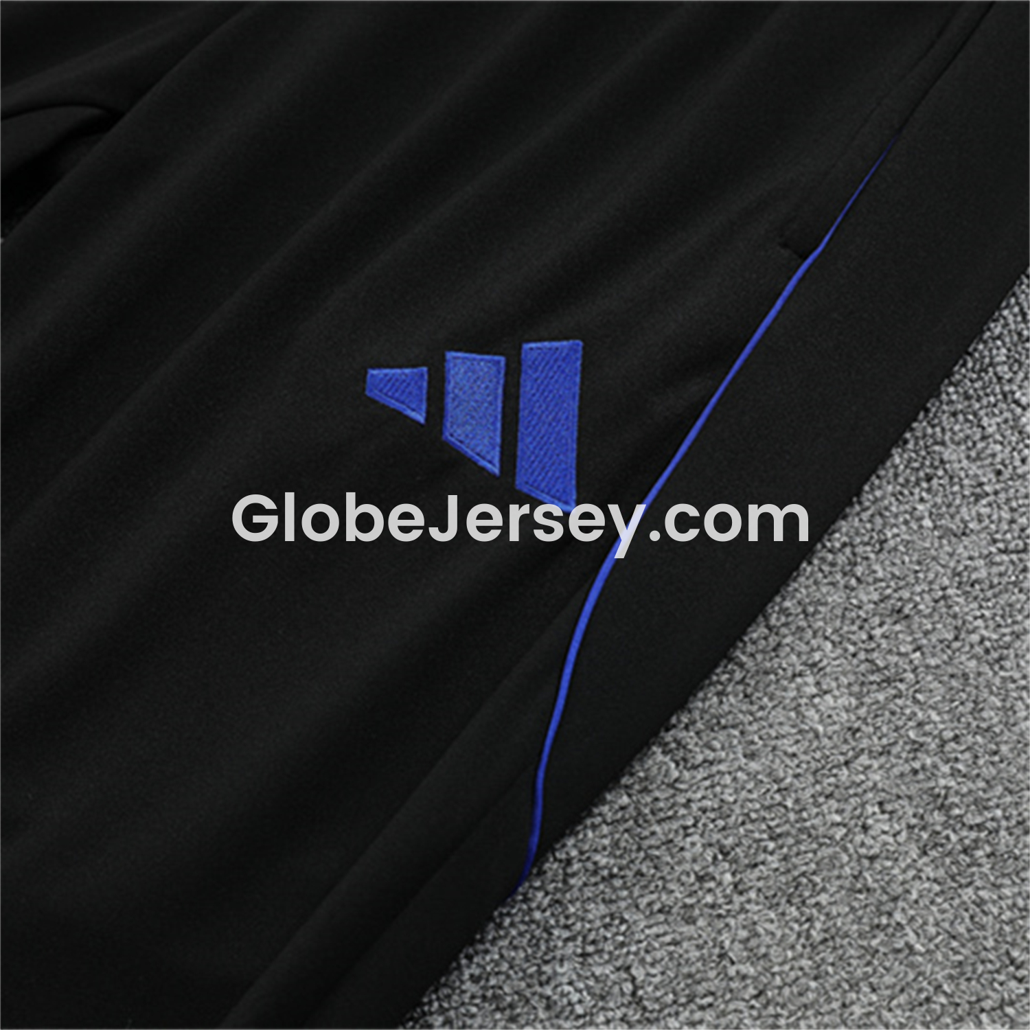 GlobeJersey-Real Madrid 25-26 Long Sleeve Training Set - Yellow, White and Blue Camouflage Top and Black Pants