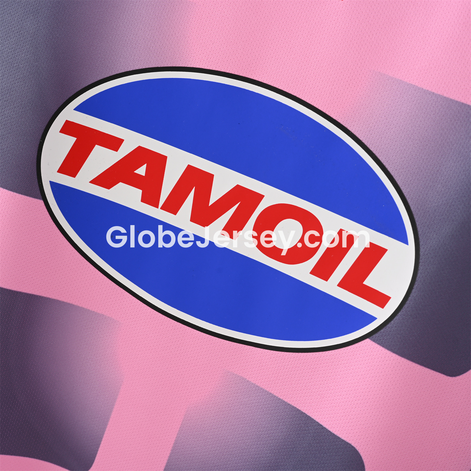 GlobeJersey-Retro Juventus 2002-03 Pink Goalkeeper Jersey