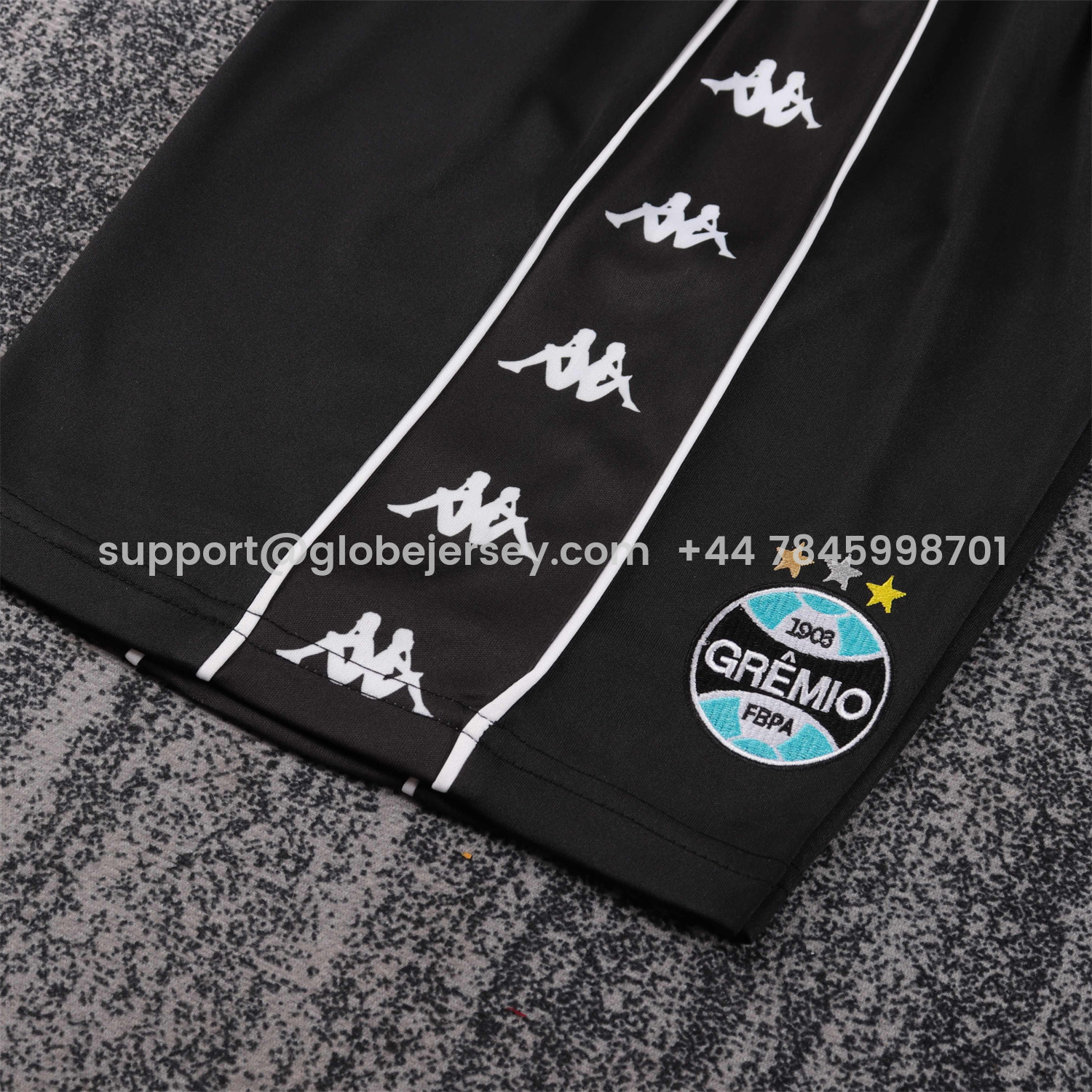 GlobeJersey-Retro Gremio 2000 Home Kids Kit